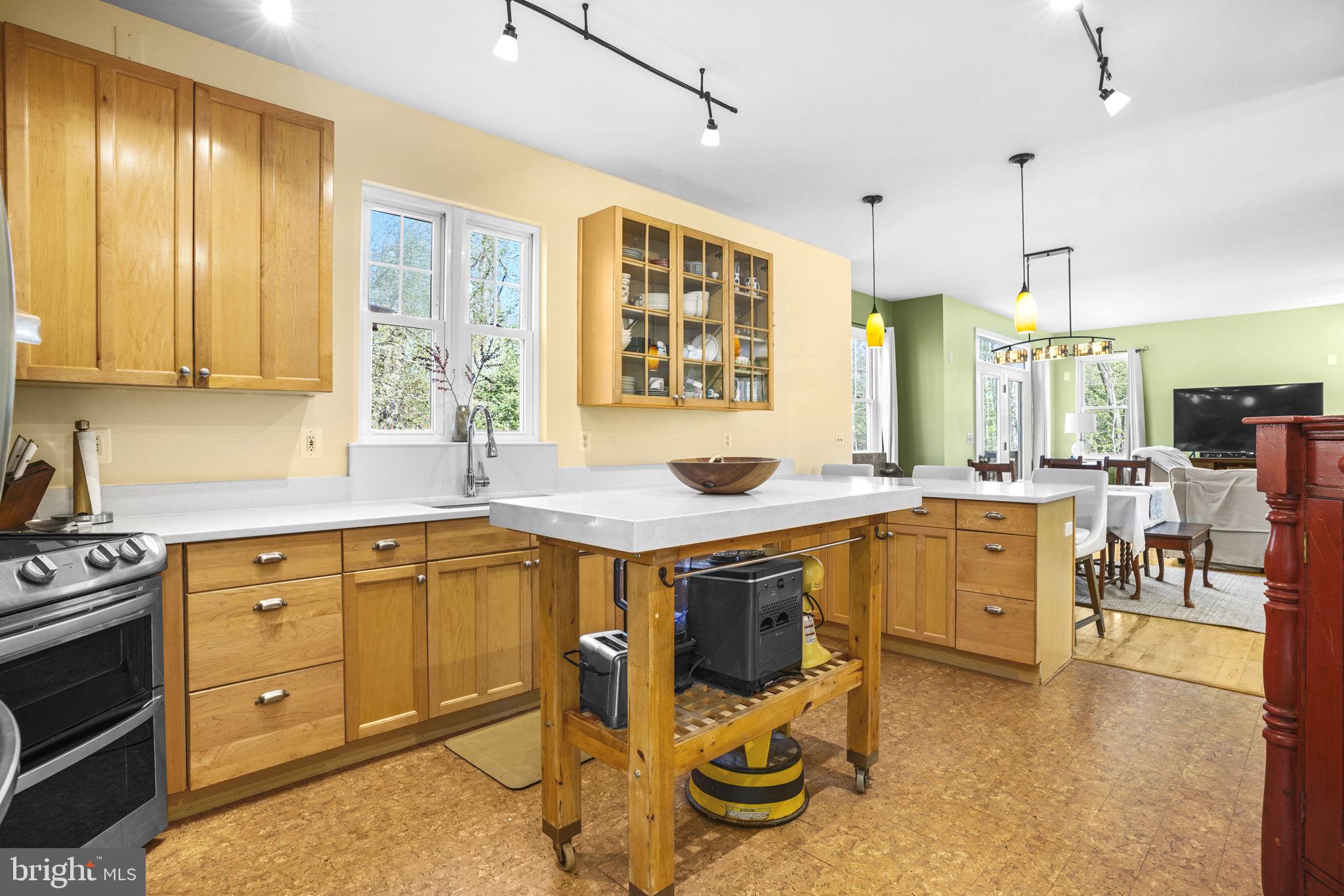 EDGEWATER BEACH - Residential