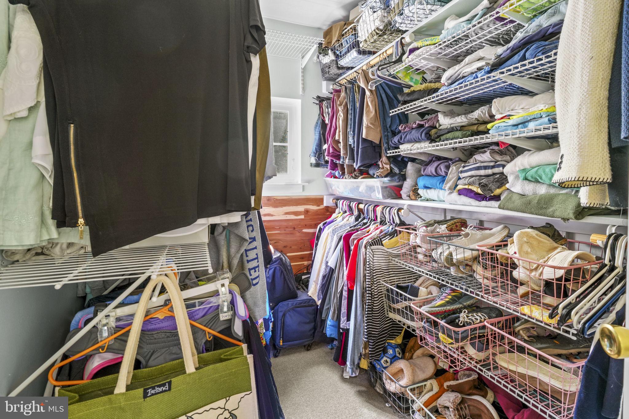 EDGEWATER BEACH - Residential