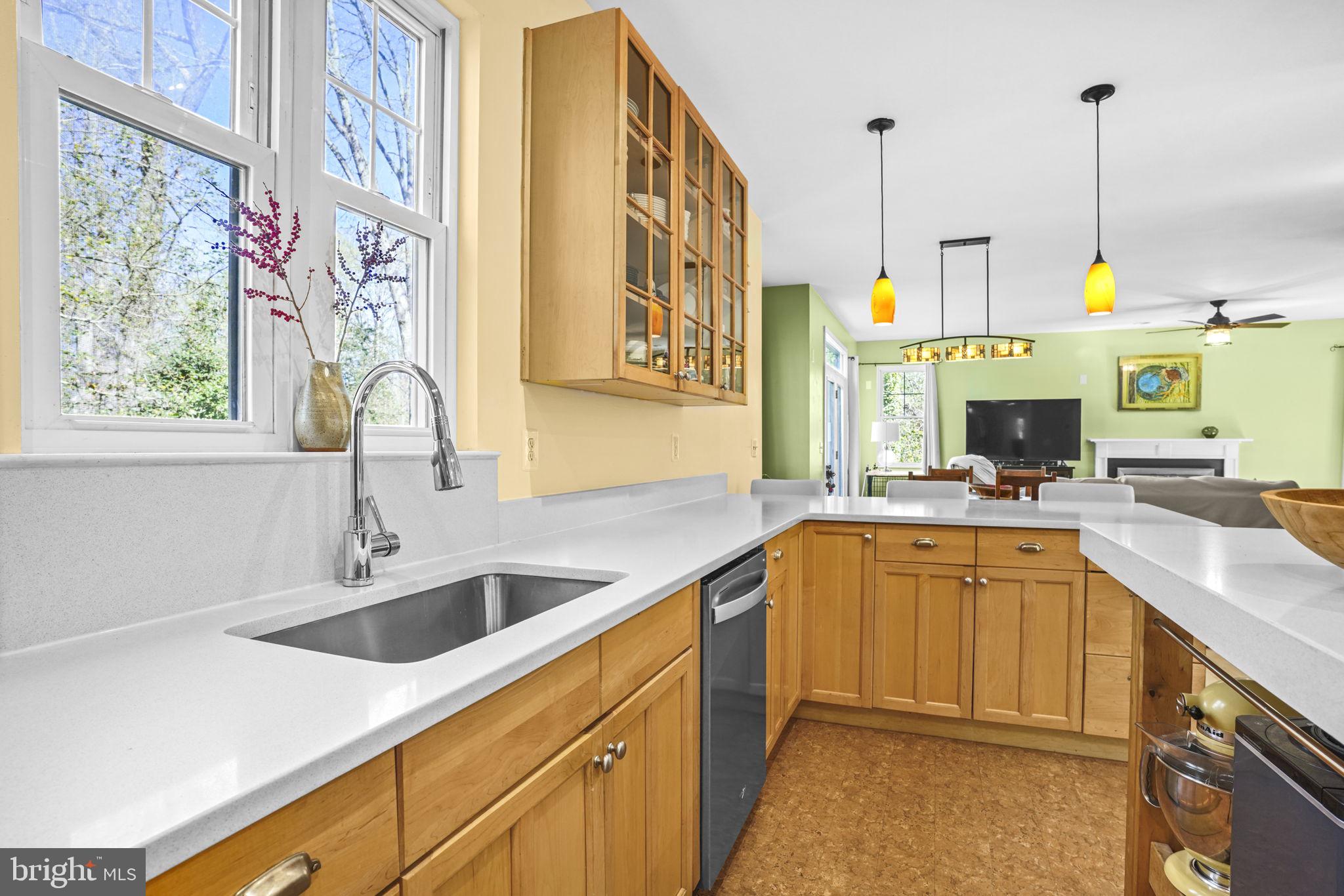 EDGEWATER BEACH - Residential