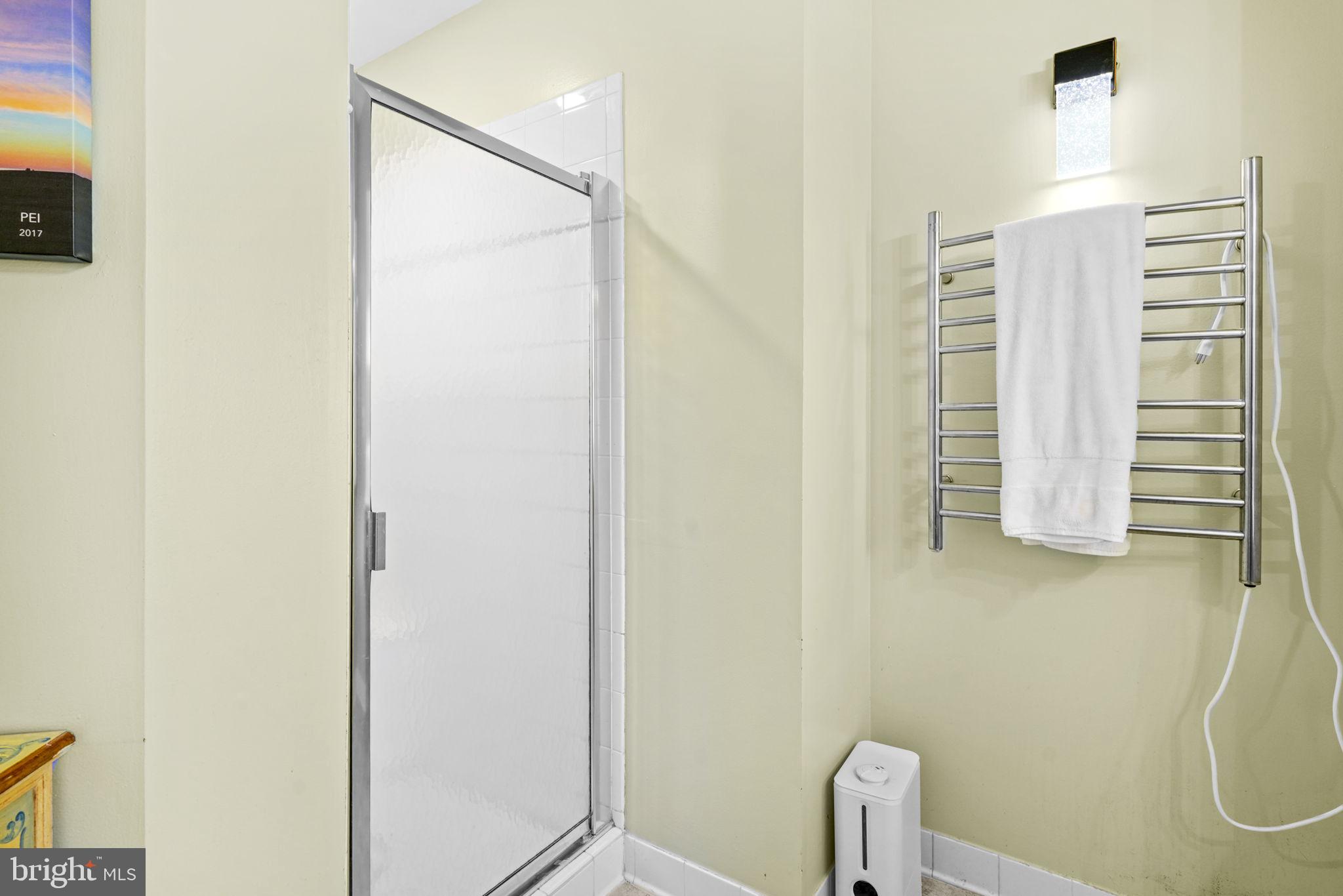 EDGEWATER BEACH - Residential