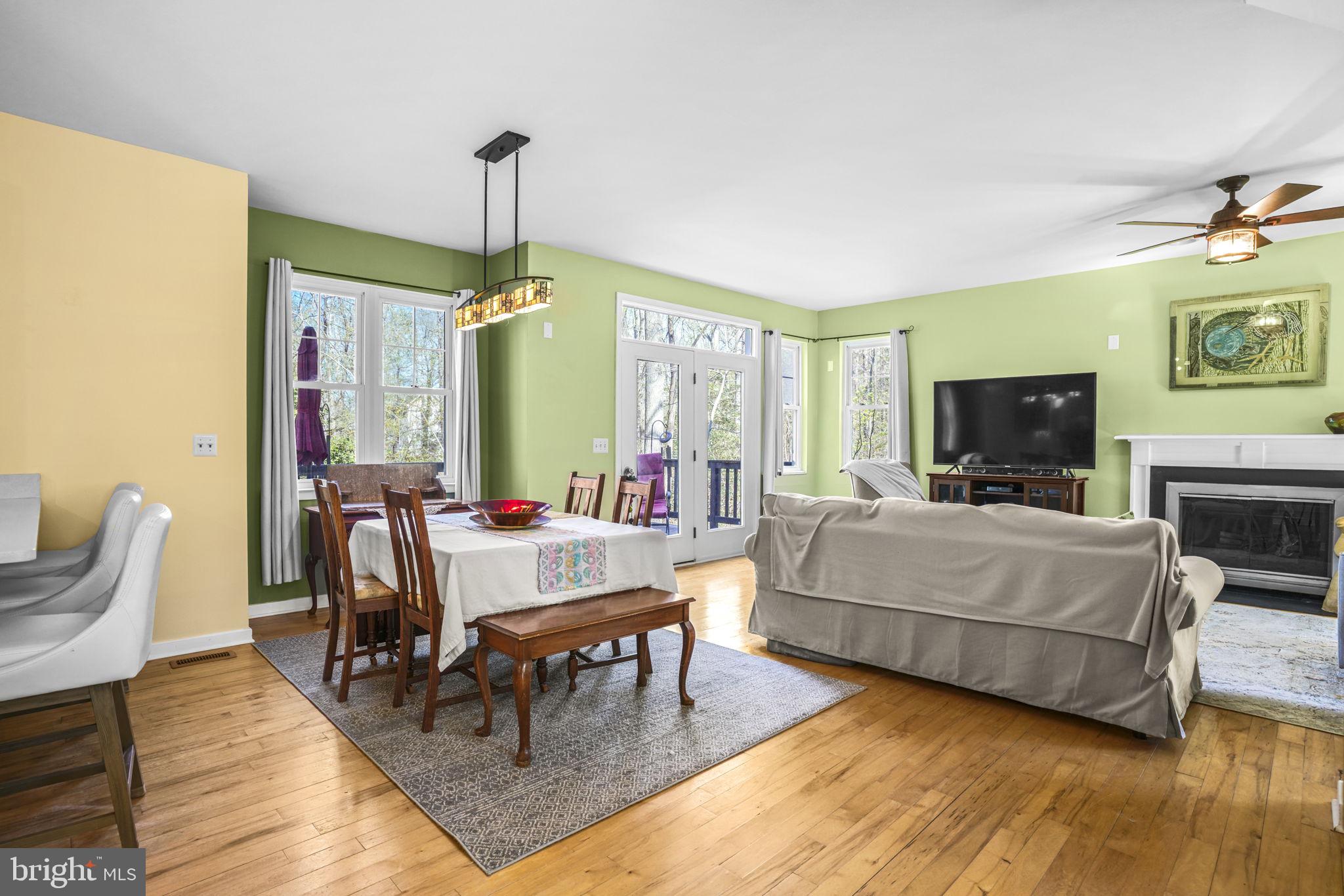 EDGEWATER BEACH - Residential