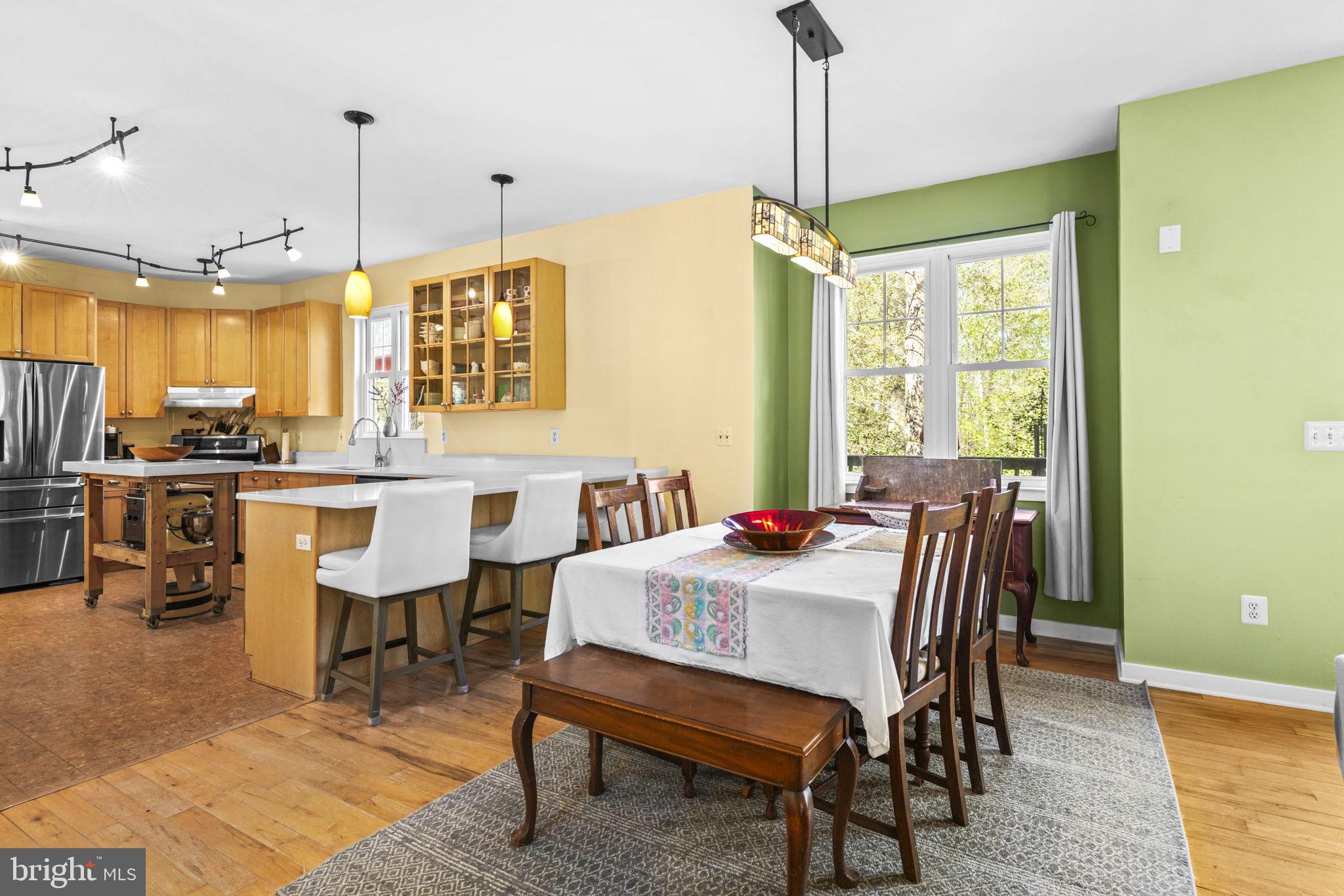 EDGEWATER BEACH - Residential