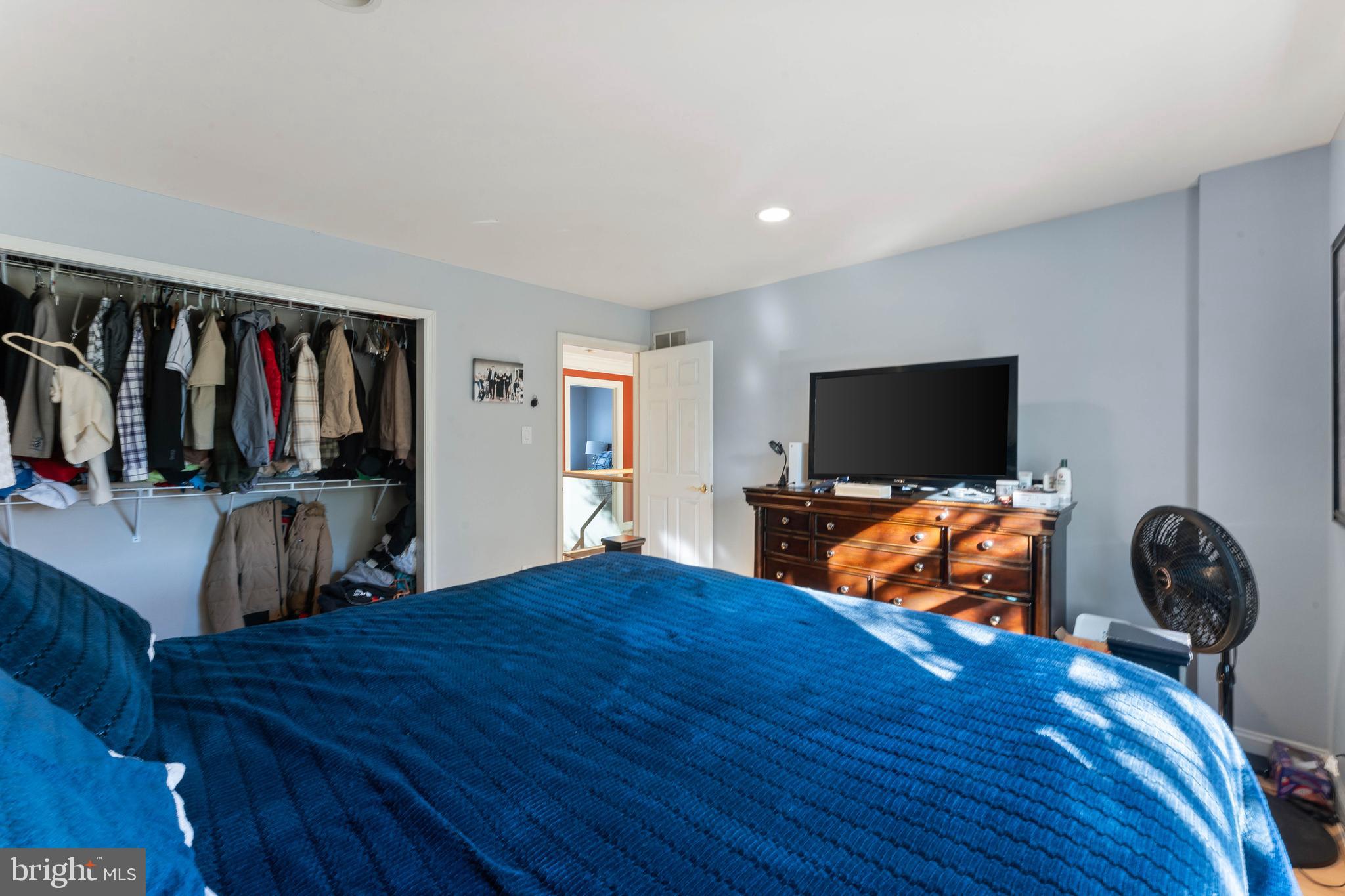 NORTHAMPTON CHASE - Residential