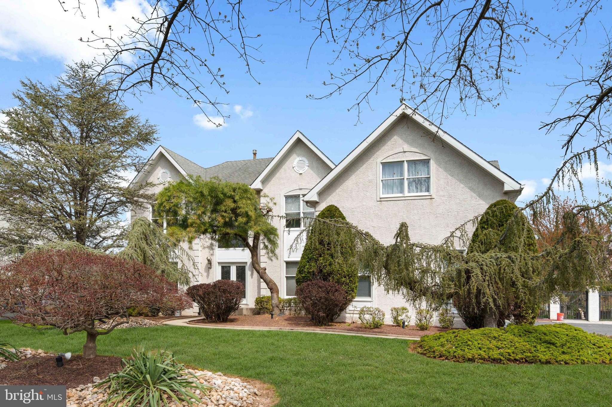 NORTHAMPTON CHASE - Residential