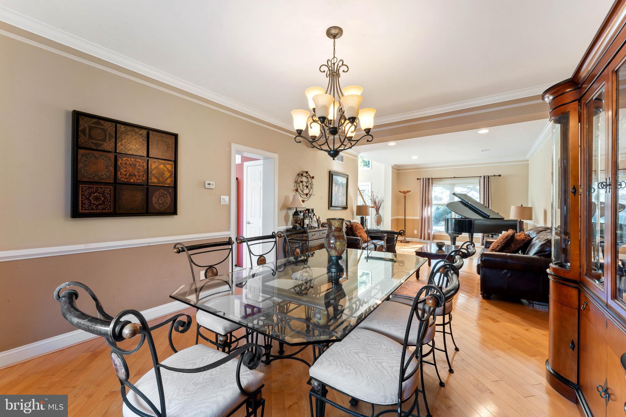 NORTHAMPTON CHASE - Residential