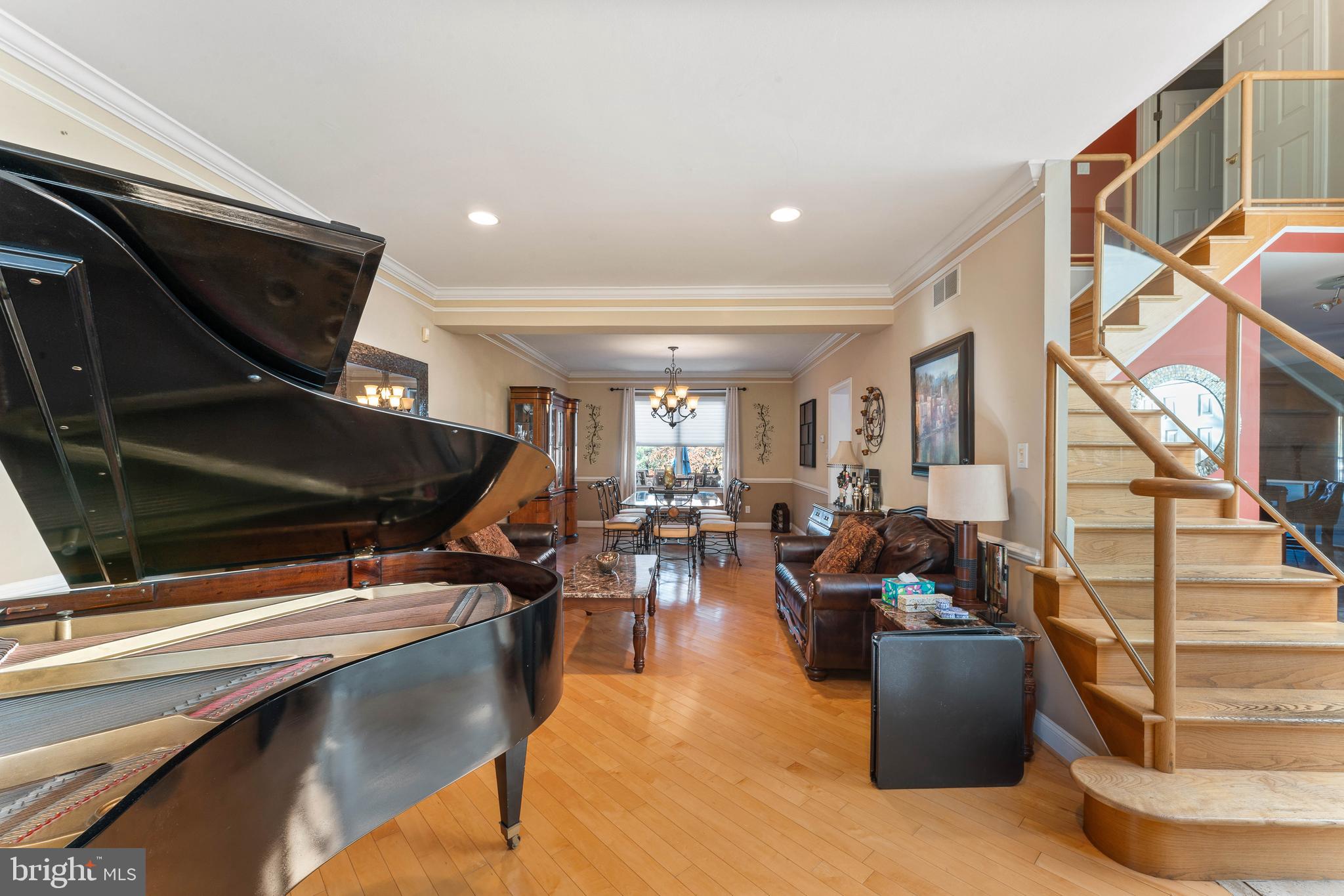 NORTHAMPTON CHASE - Residential