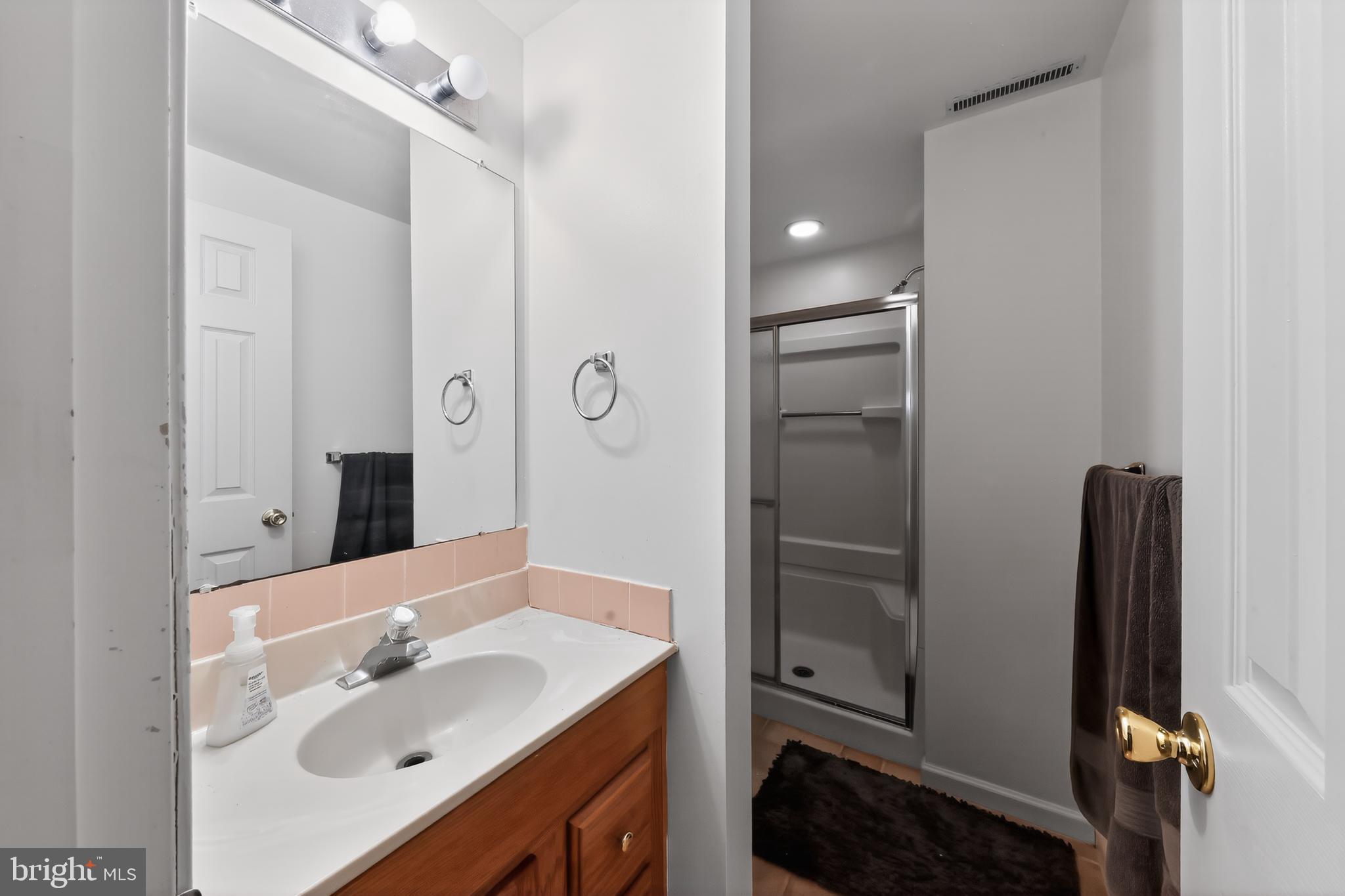 CHRISTIANSTEAD - Residential