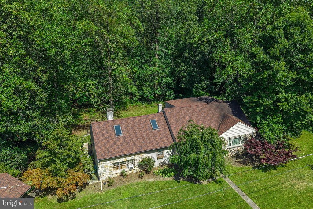 Photo of 5895 Glen Road, COOPERSBURG, PA 18036 (MLS # PALH2013236)