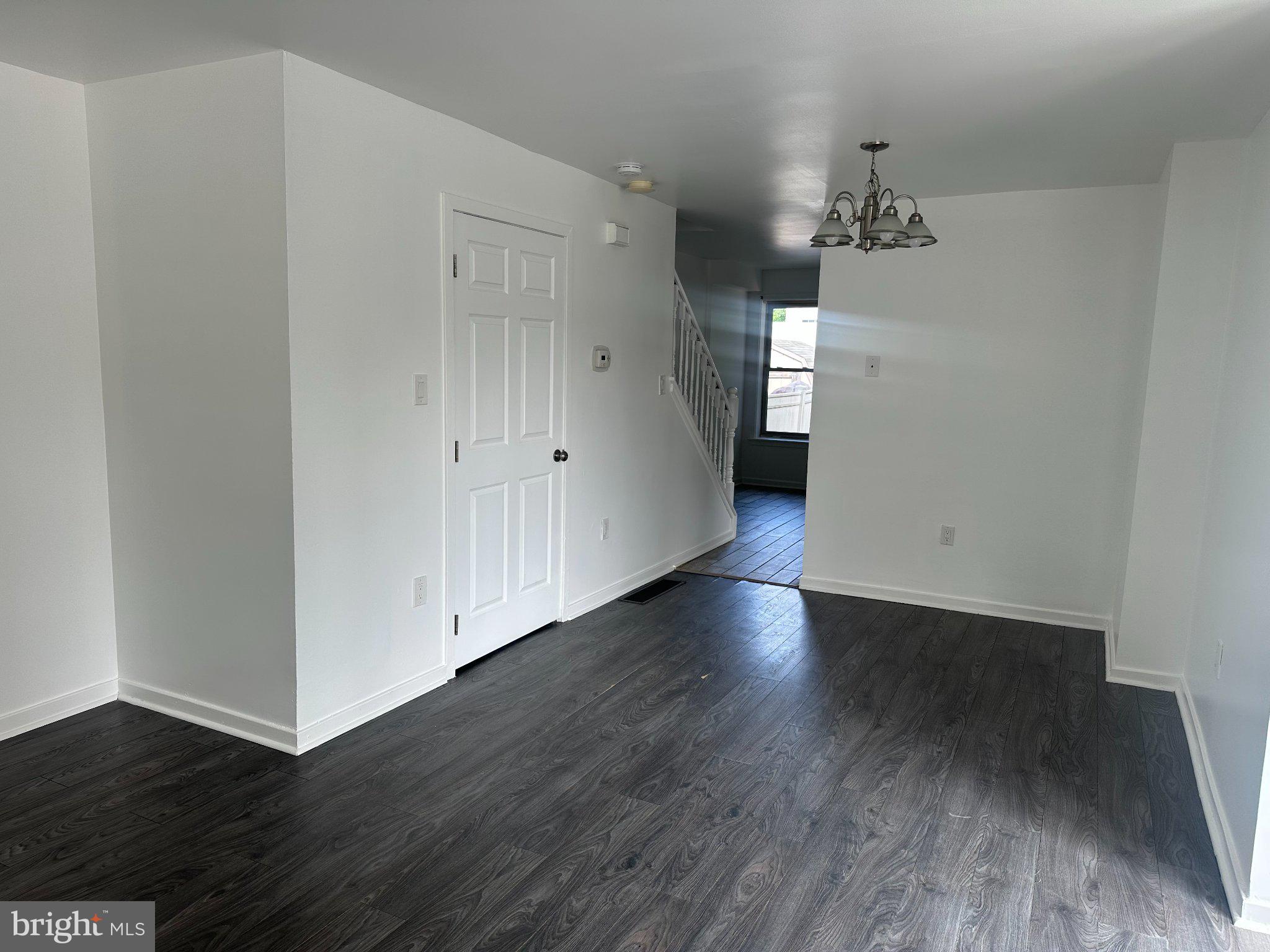 1917 W MASTER STREET
