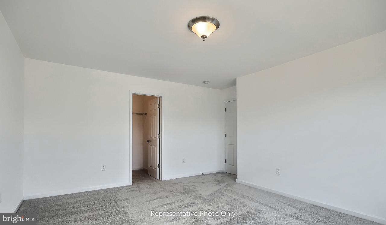 MOUNTAIN VIEW ESTATES - Residential