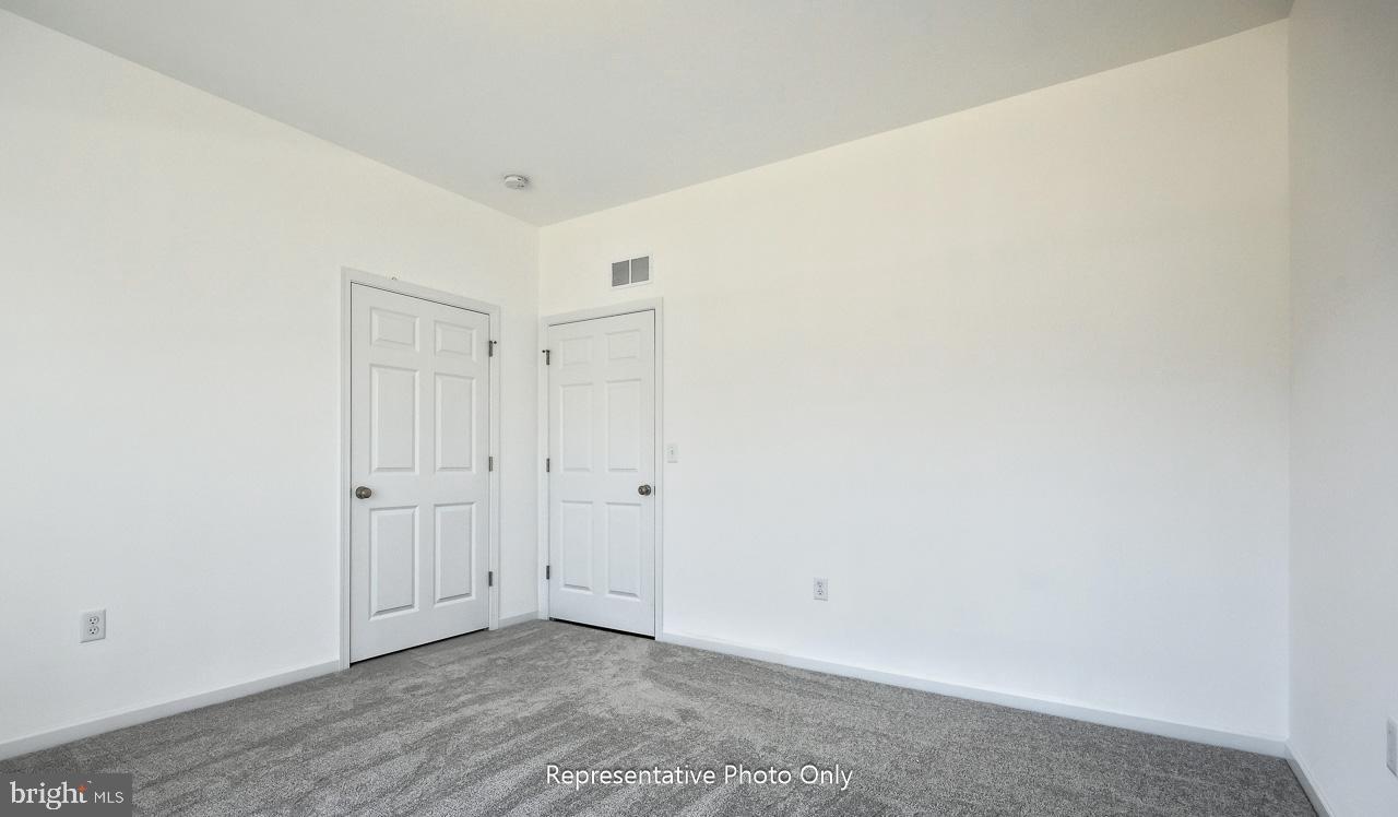 MOUNTAIN VIEW ESTATES - Residential