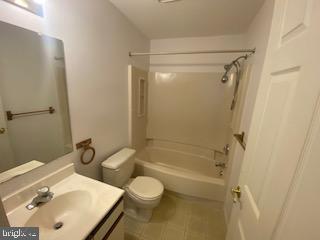 CROWN POINTE - Residential Lease