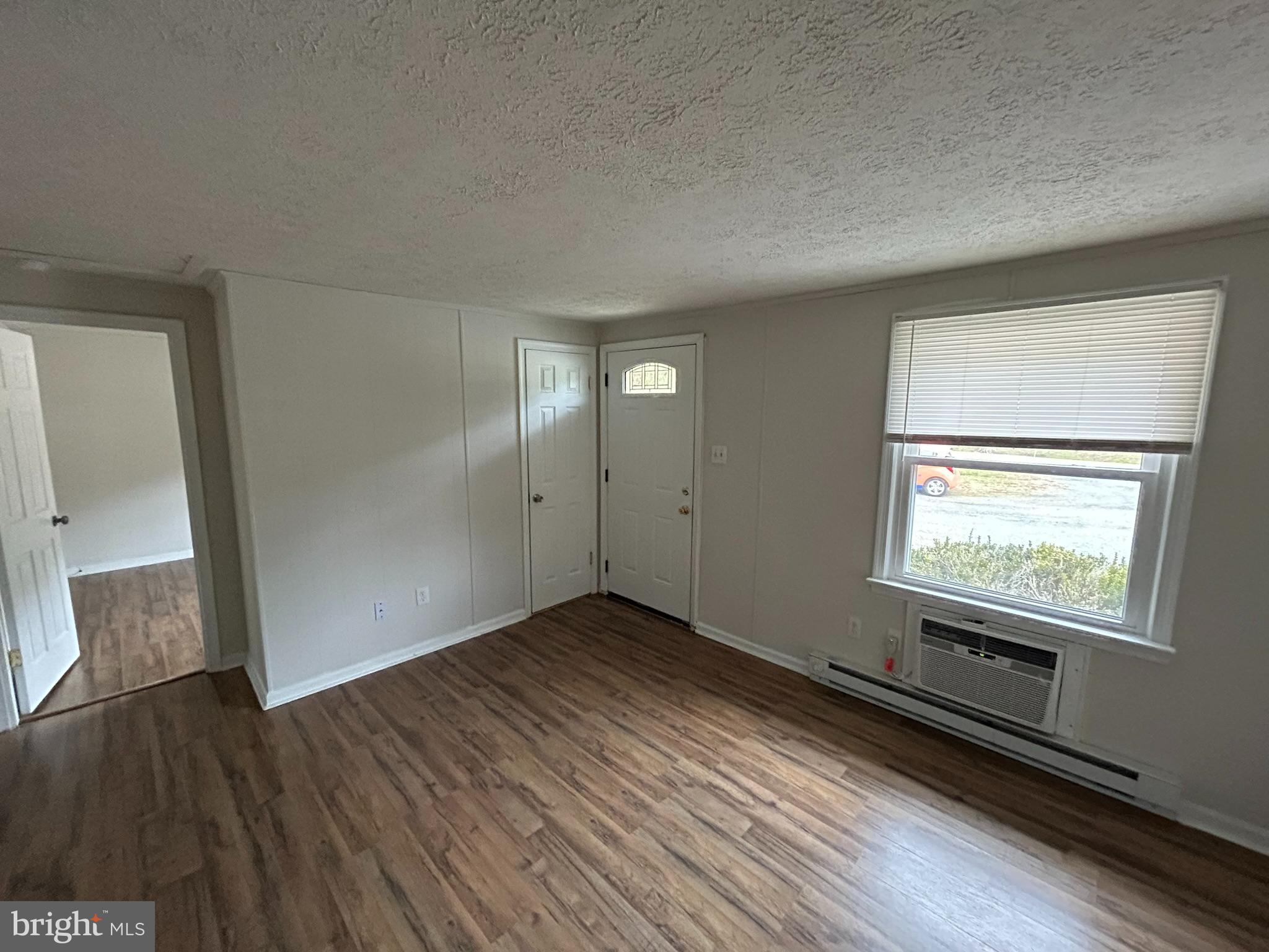 TOWN OF LOUISA - Residential Lease