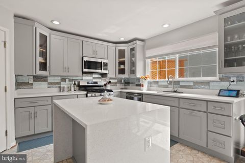 15725 MARBURY HEIGHTS WAY DUMFRIES VA 22025