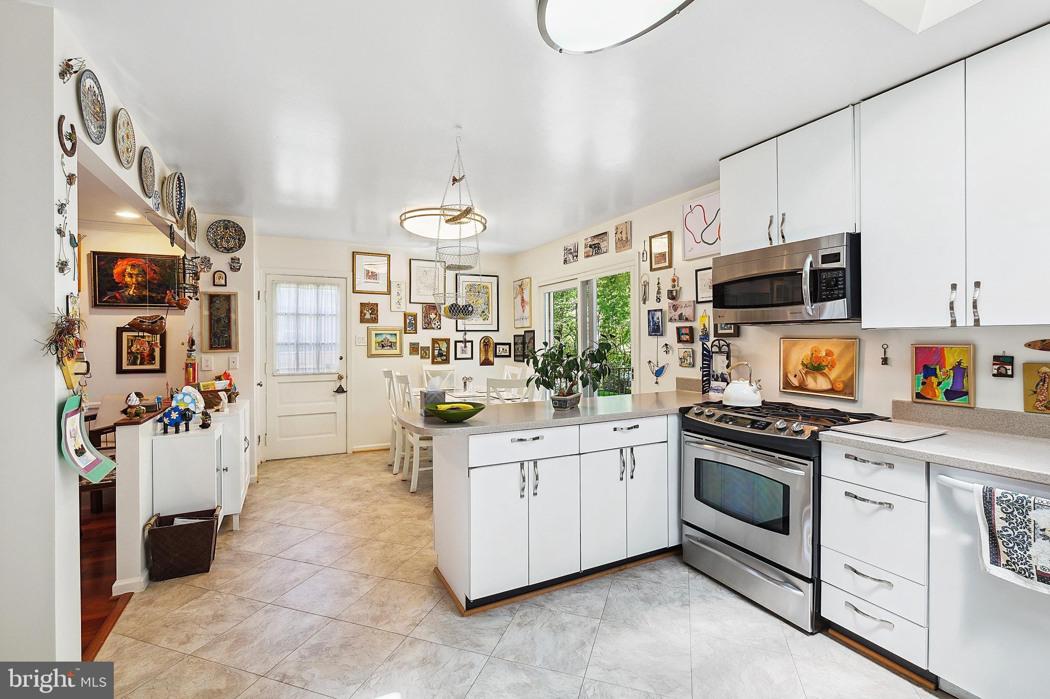 BEVERLY FARMS - Residential