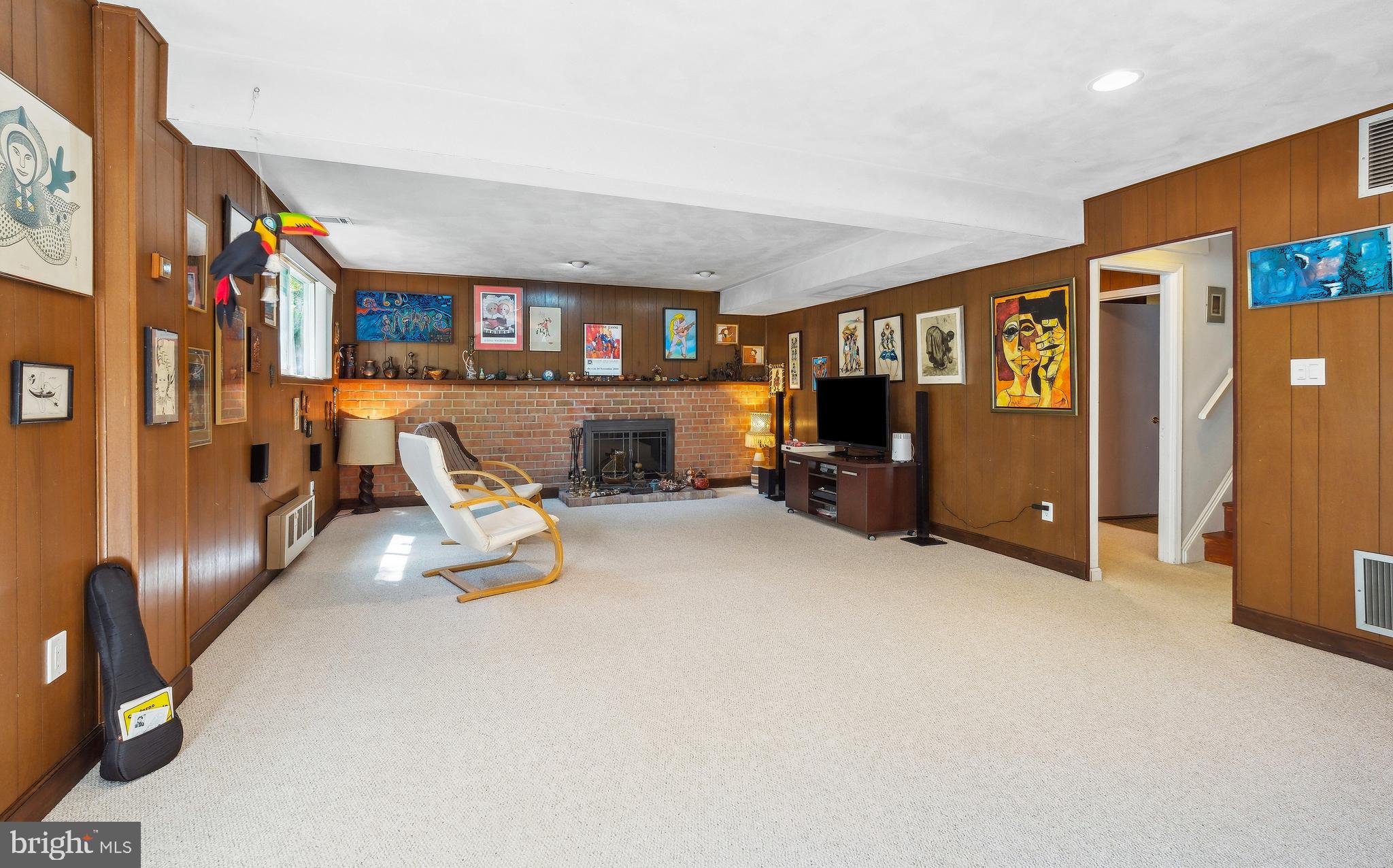 BEVERLY FARMS - Residential