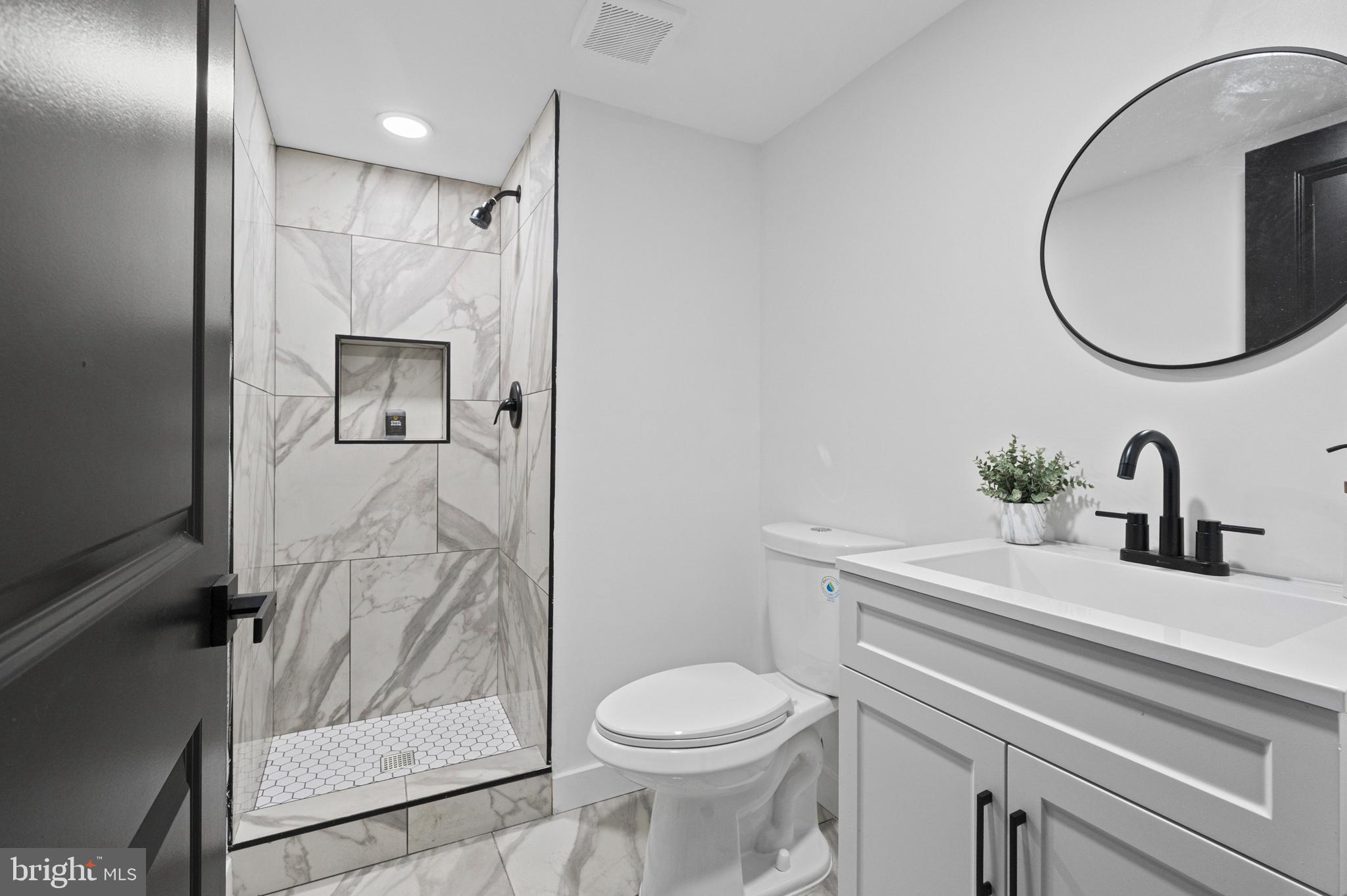 BROADWAY EAST - Residential