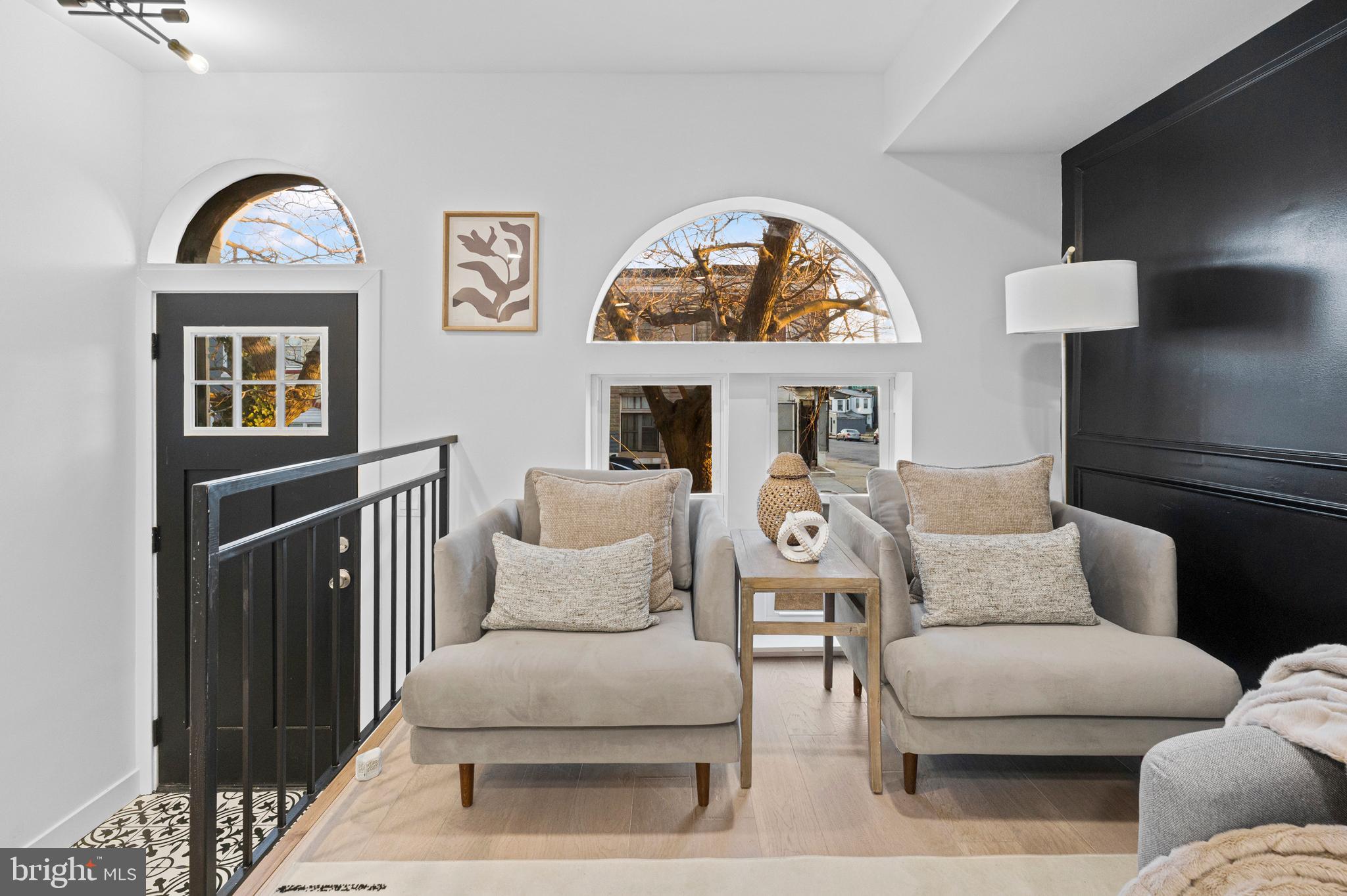 BROADWAY EAST - Residential