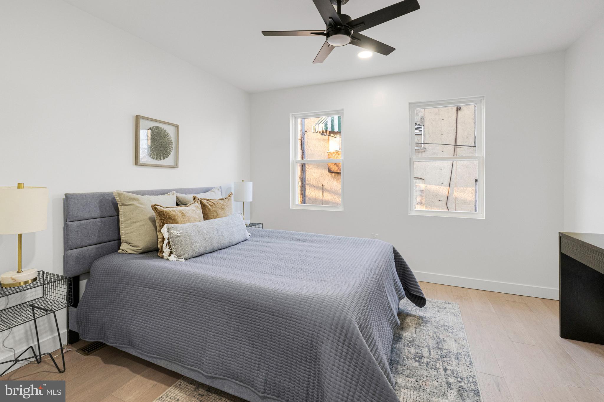 BROADWAY EAST - Residential