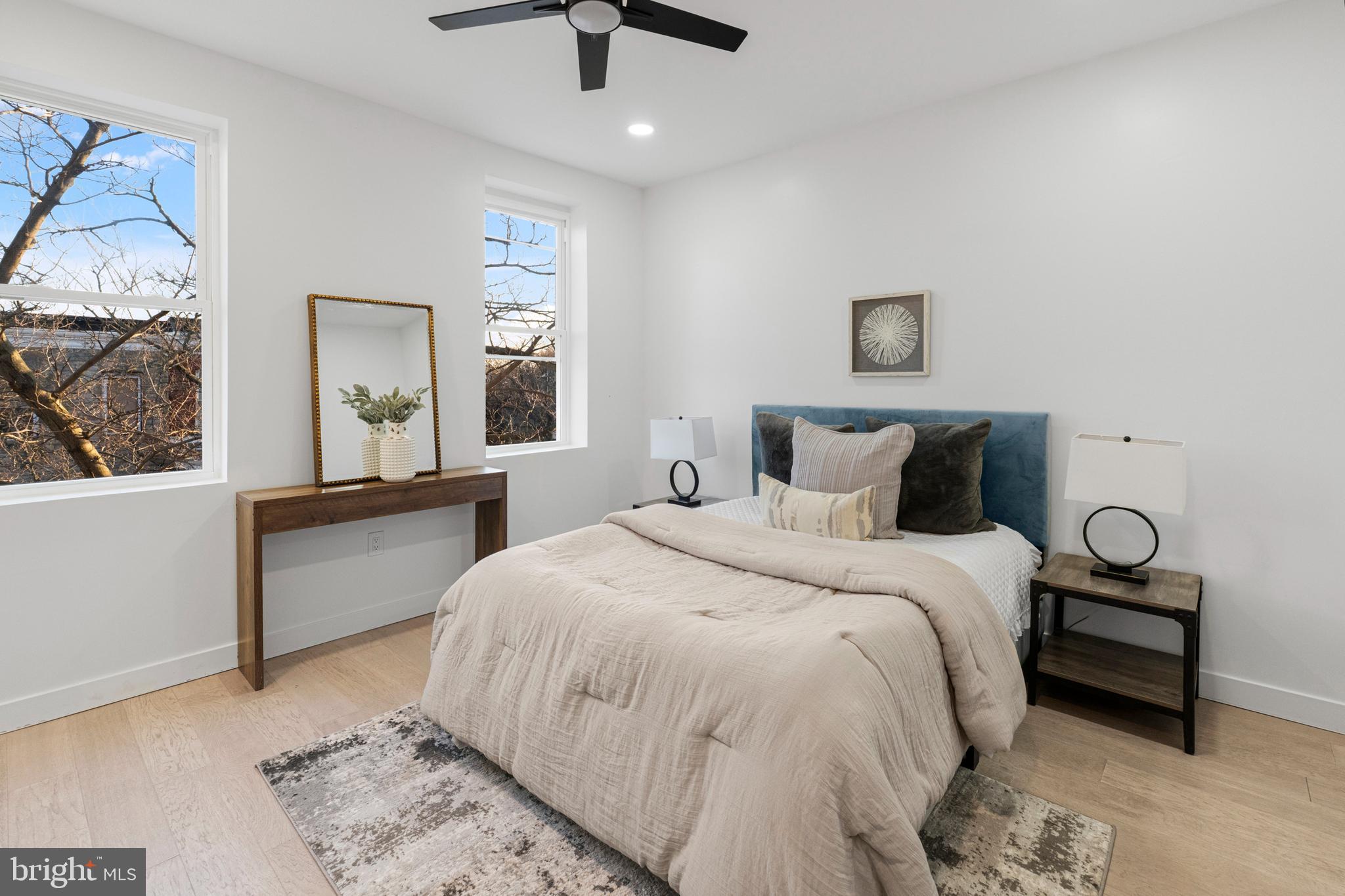 BROADWAY EAST - Residential