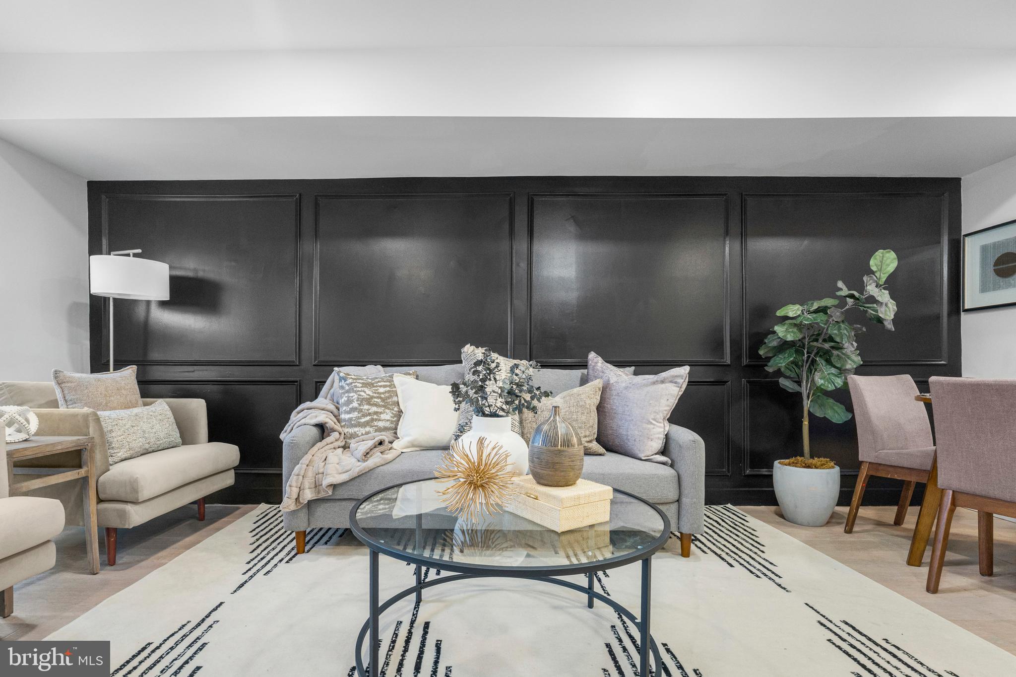 BROADWAY EAST - Residential