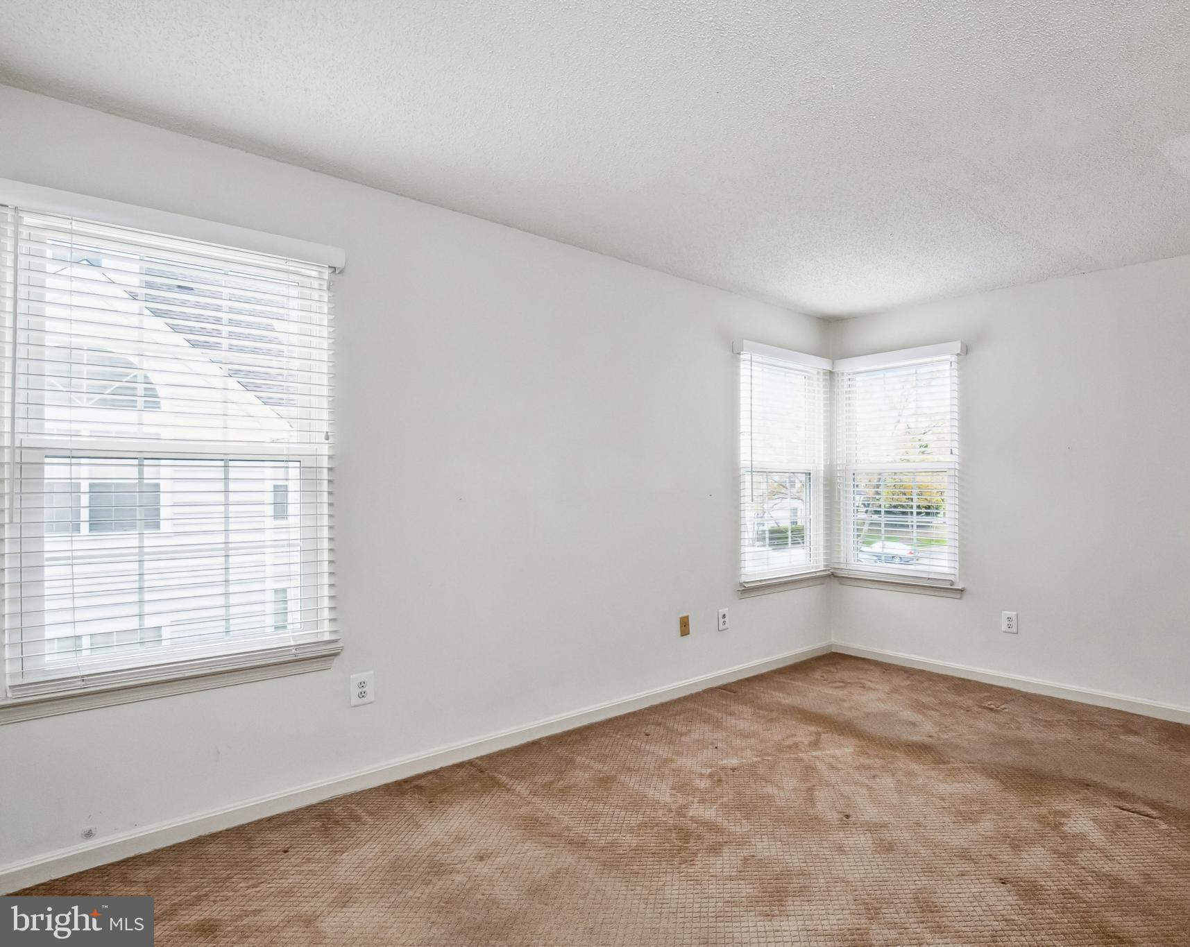 VISTAS AT LAUREL LAKES - Residential