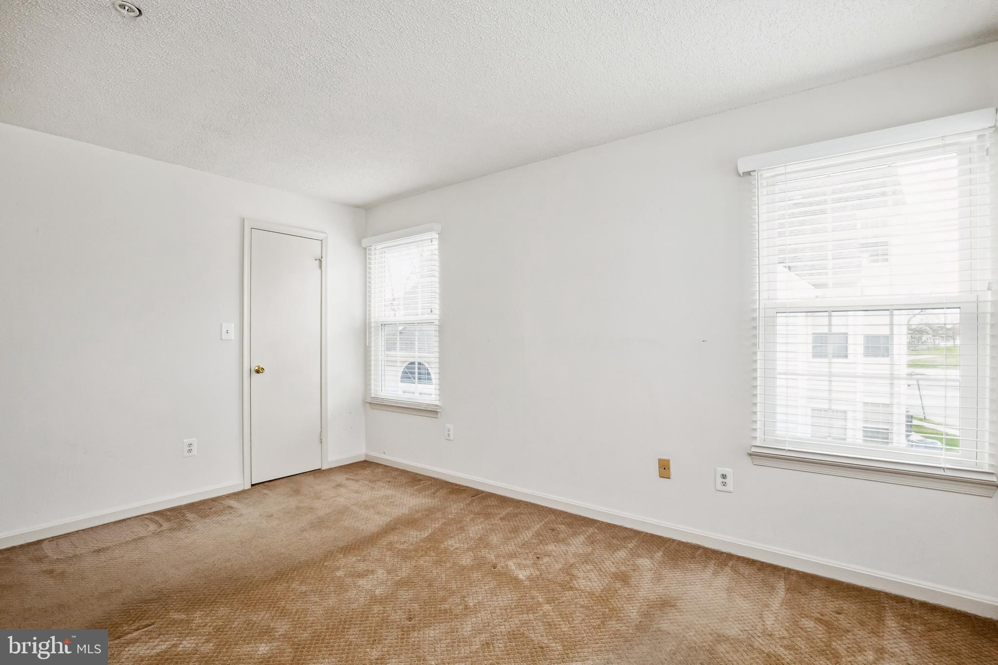 VISTAS AT LAUREL LAKES - Residential