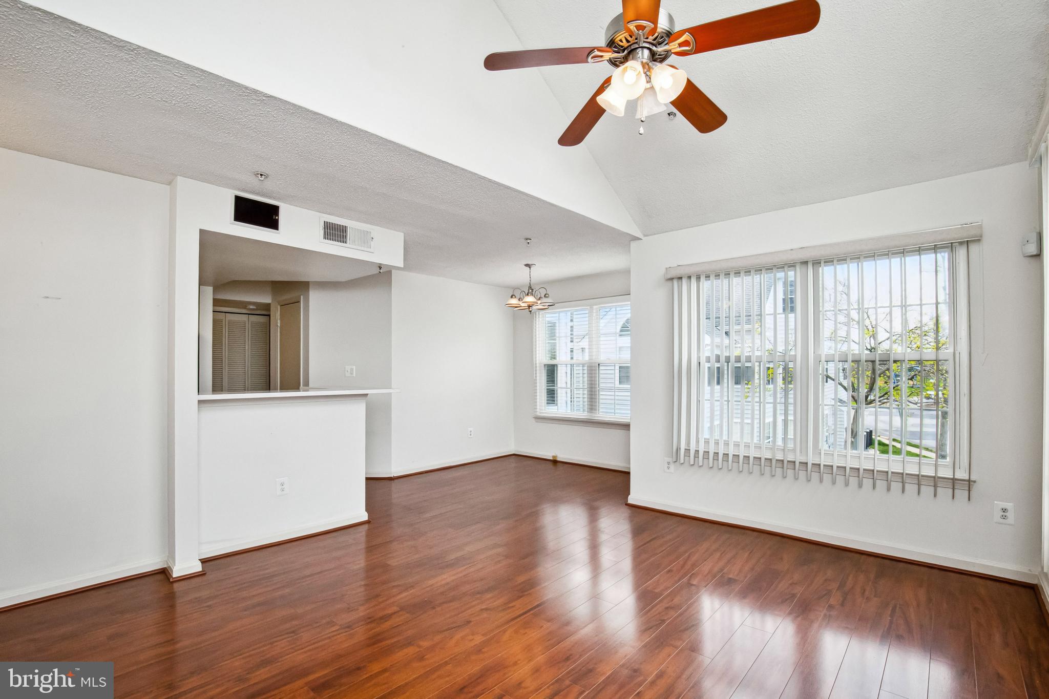 VISTAS AT LAUREL LAKES - Residential