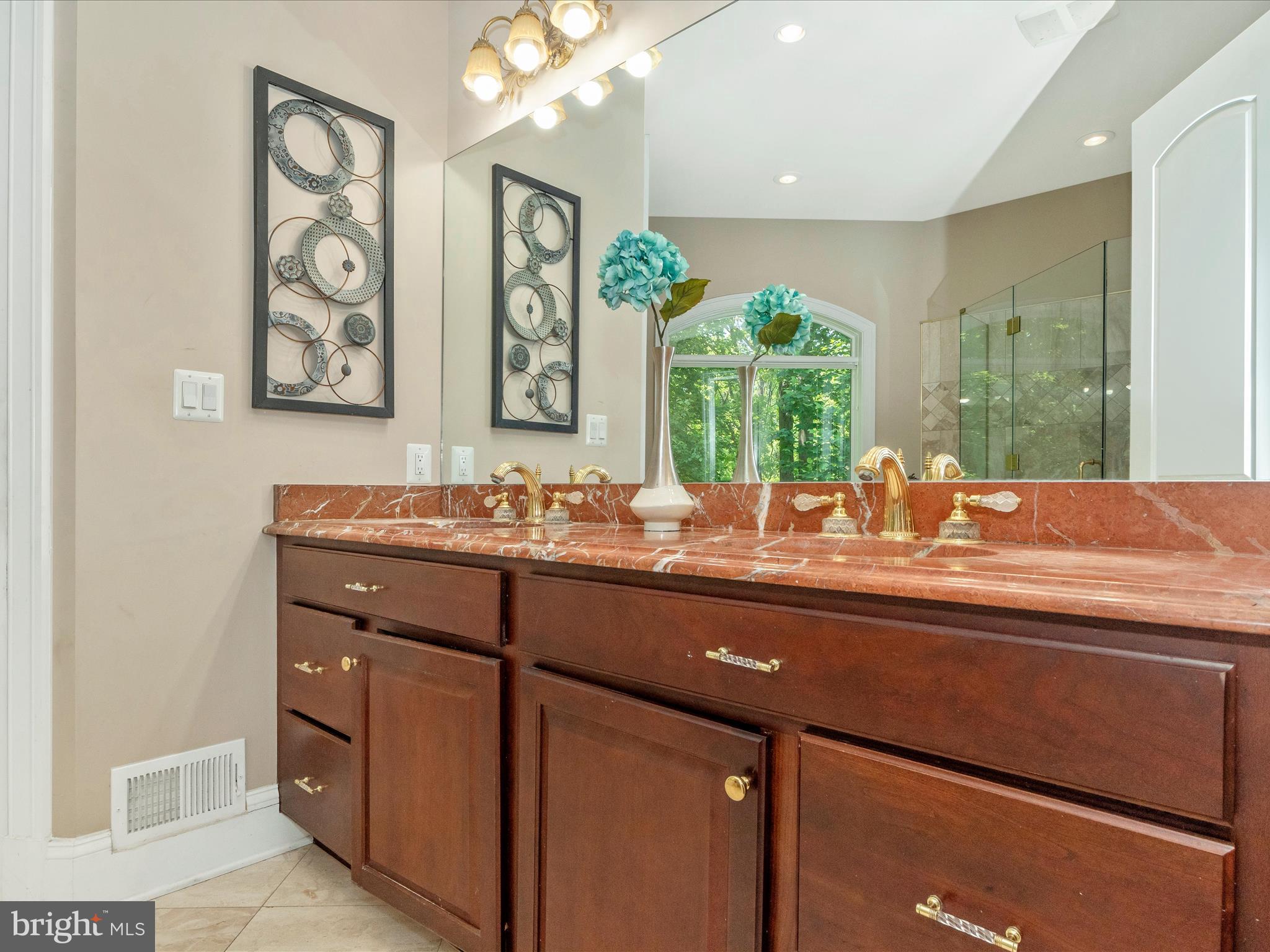 WATERFORD - Residential