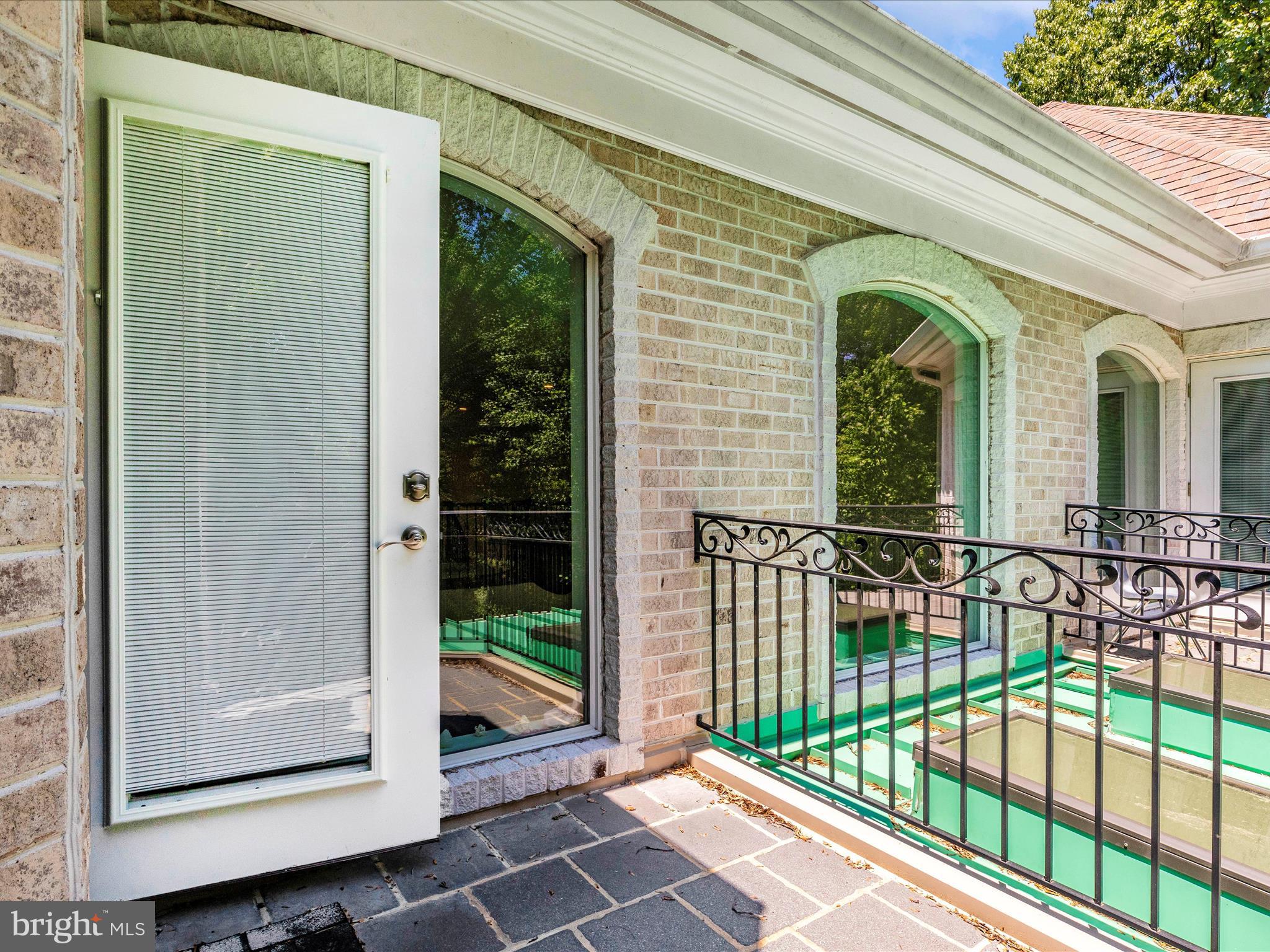 WATERFORD - Residential