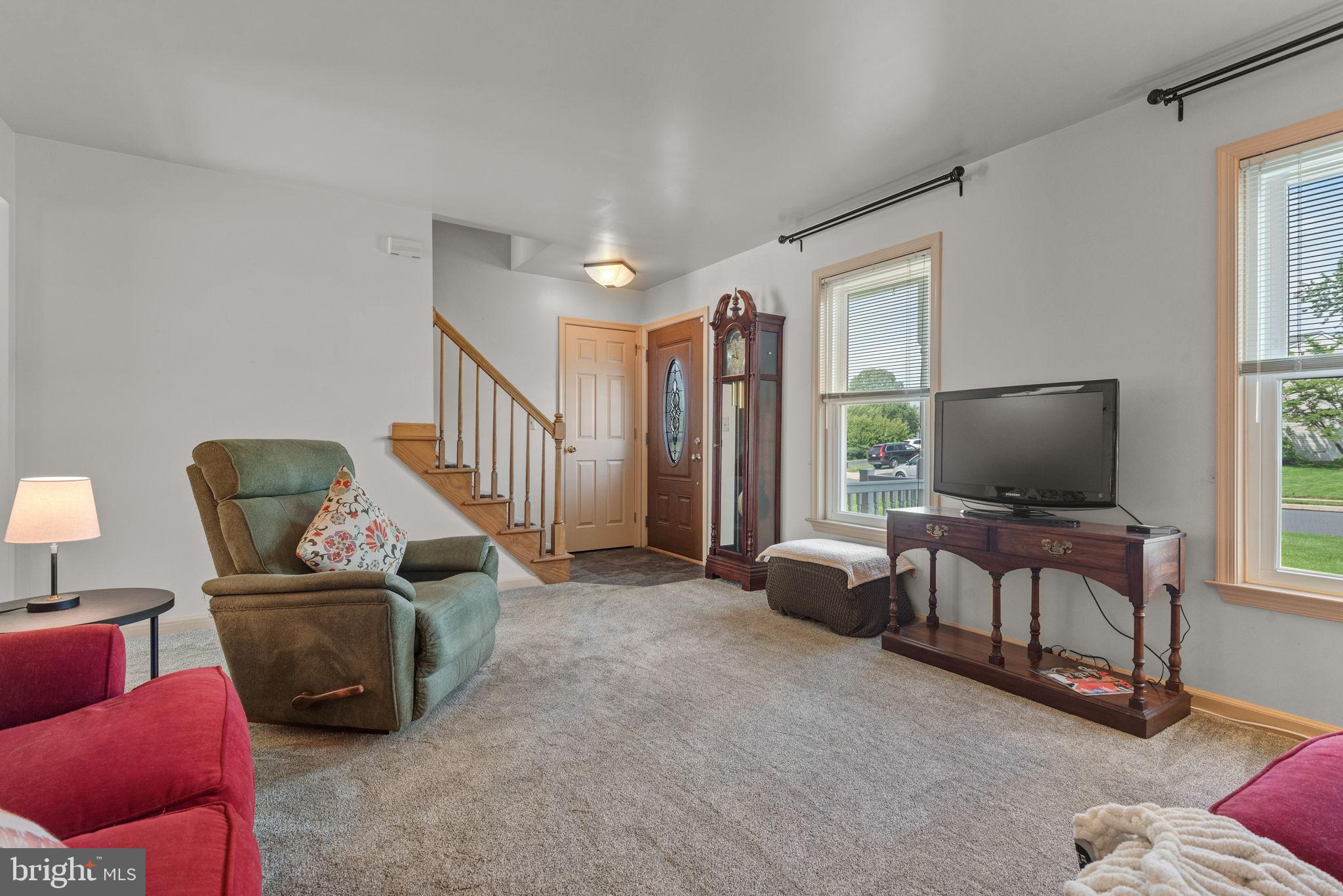 65 WINDING WAY