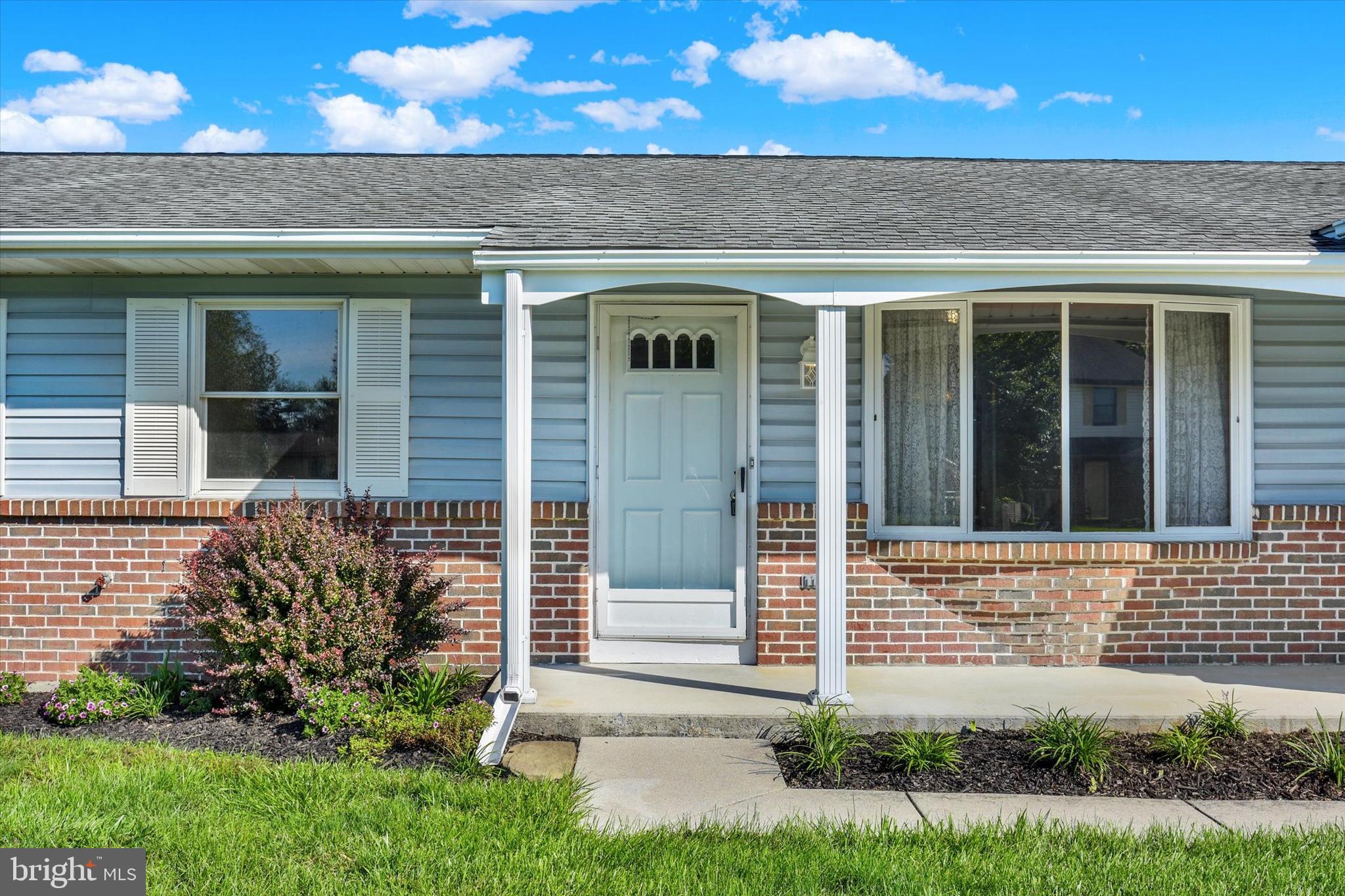 320 REGENT ROAD
