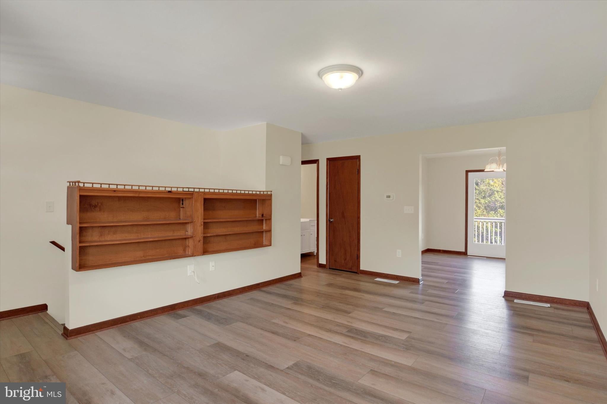 320 REGENT ROAD