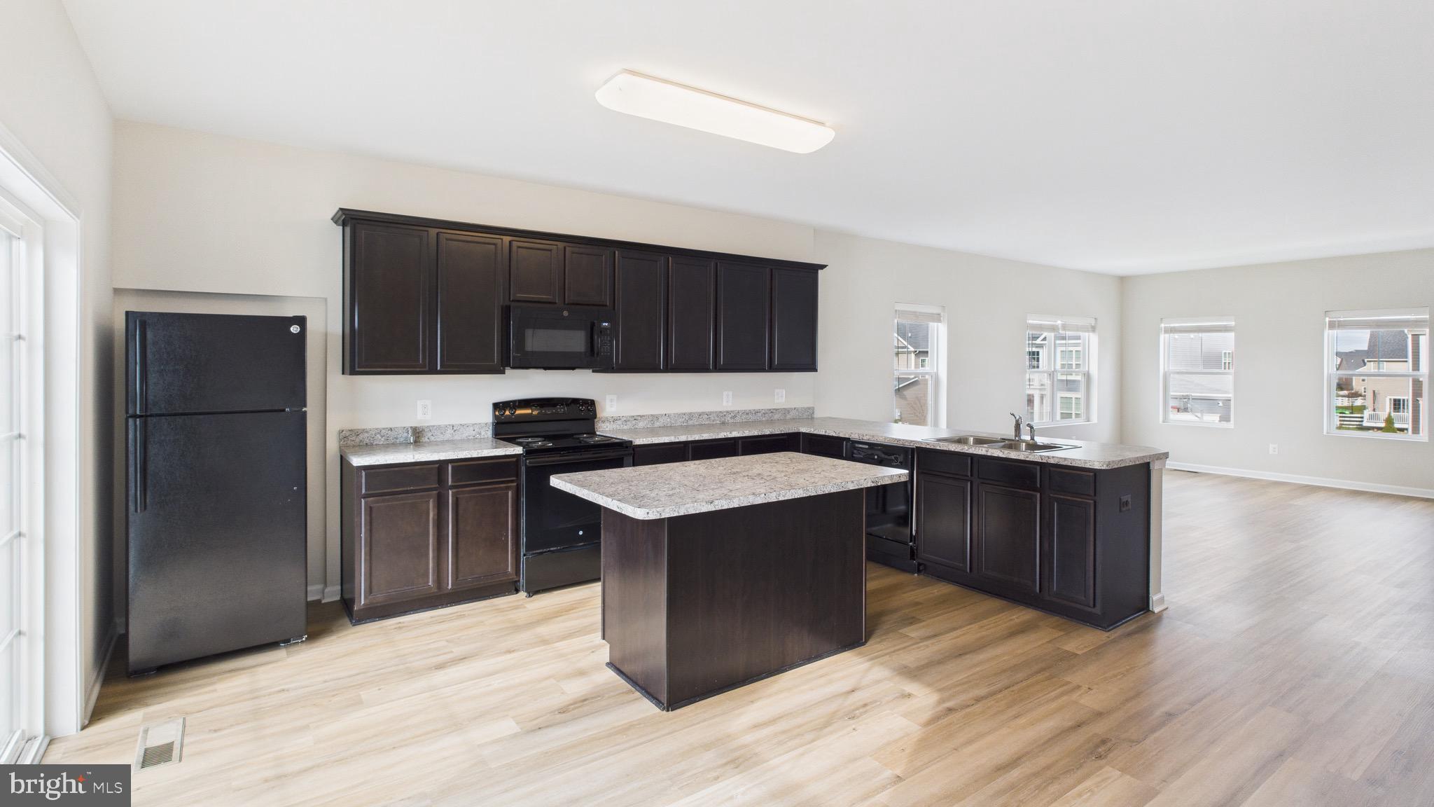 SNOWDEN BRIDGE - Residential Lease