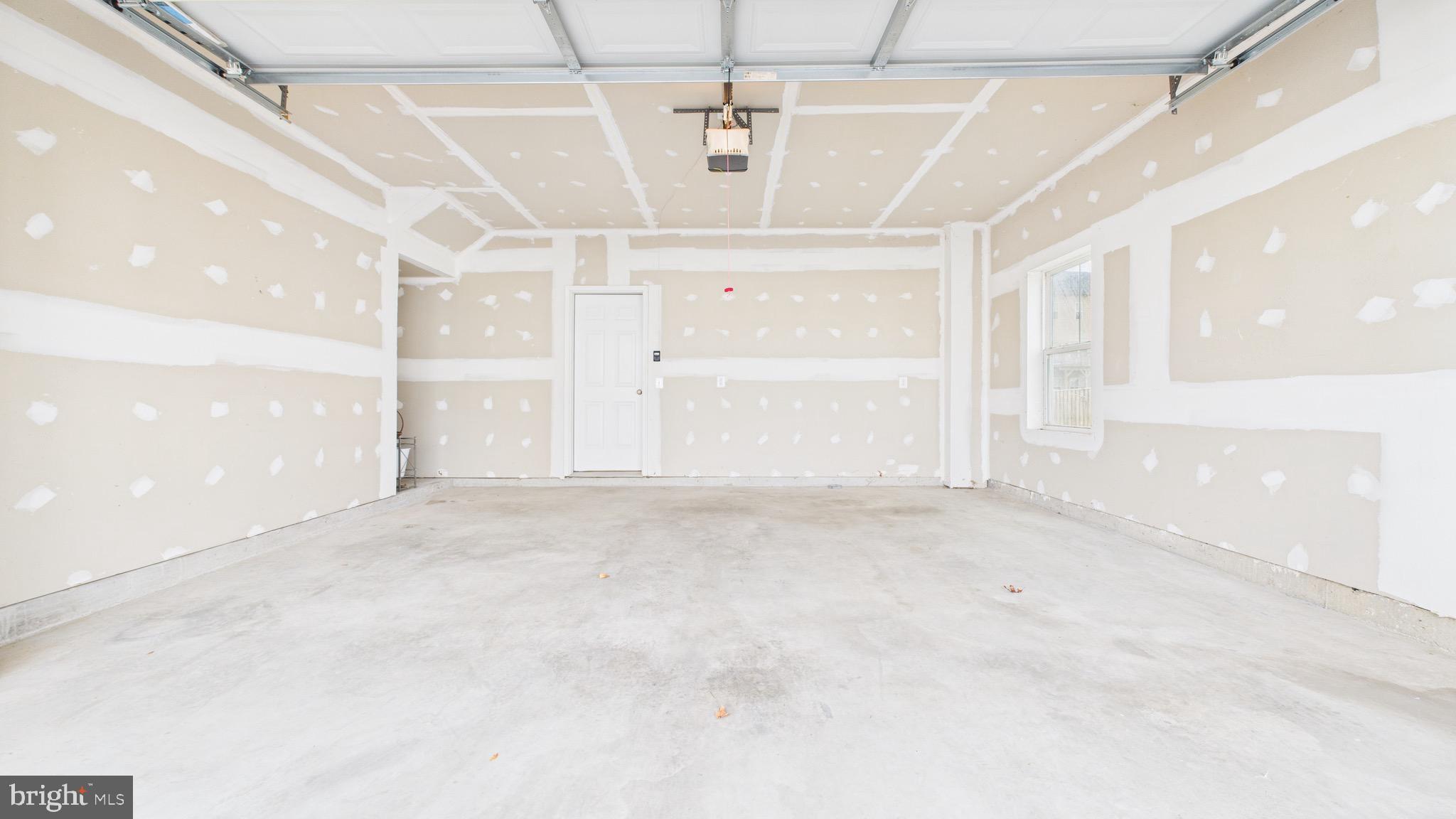 SNOWDEN BRIDGE - Residential Lease