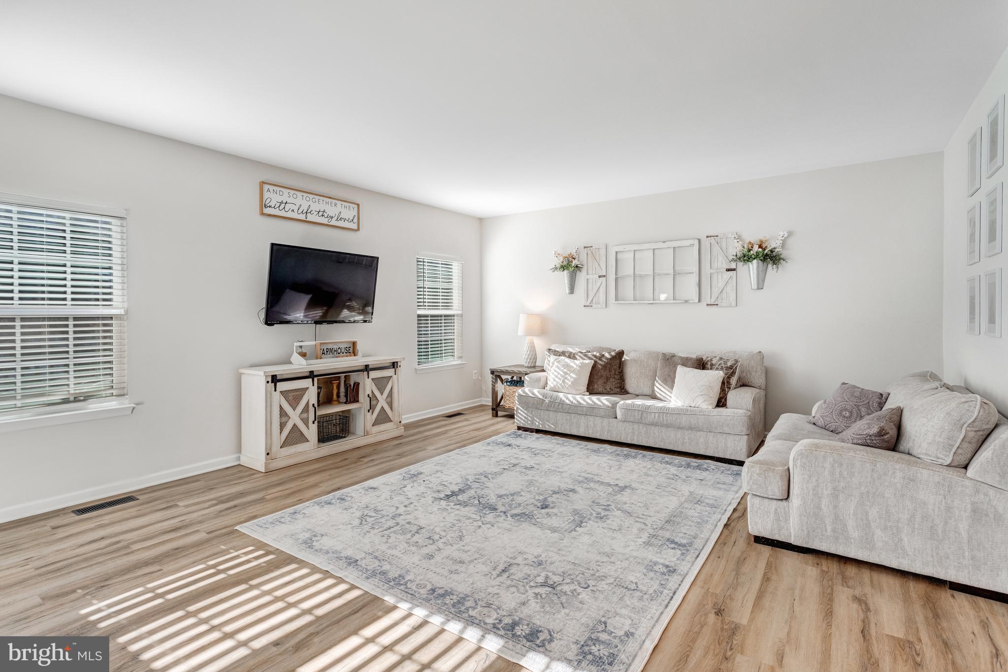 FREDERICKSBURG - Residential