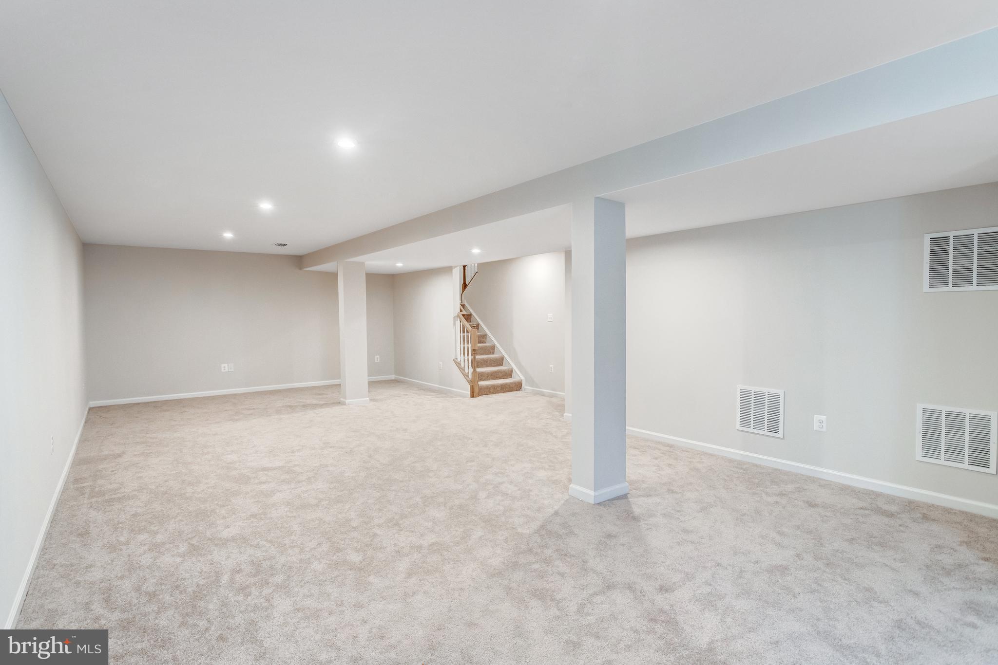 FREDERICKSBURG - Residential