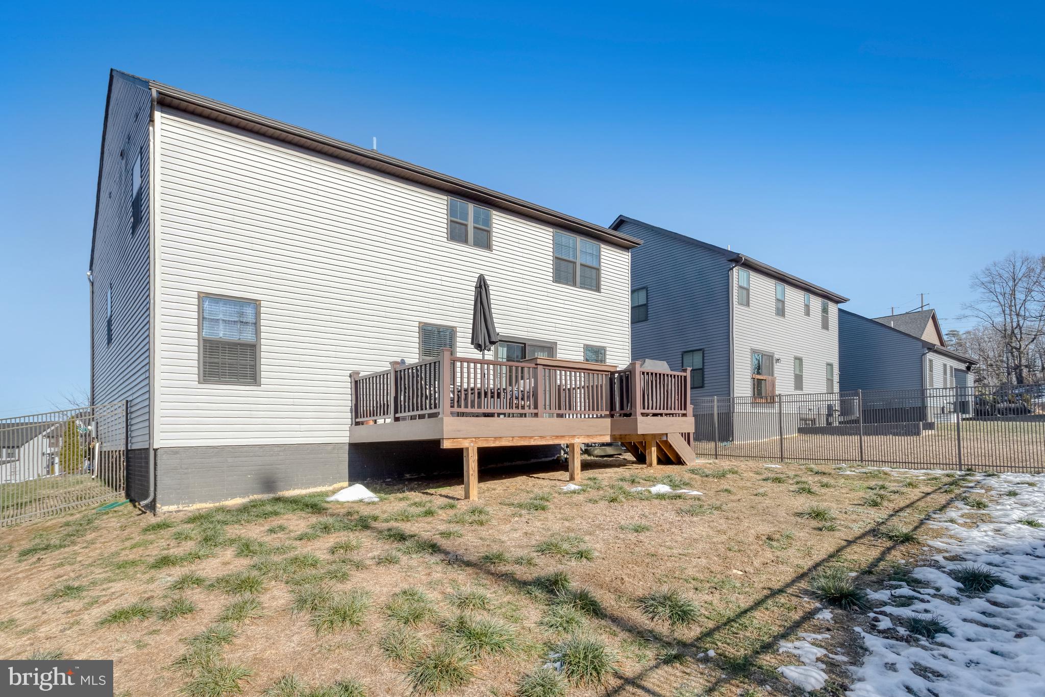 FREDERICKSBURG - Residential