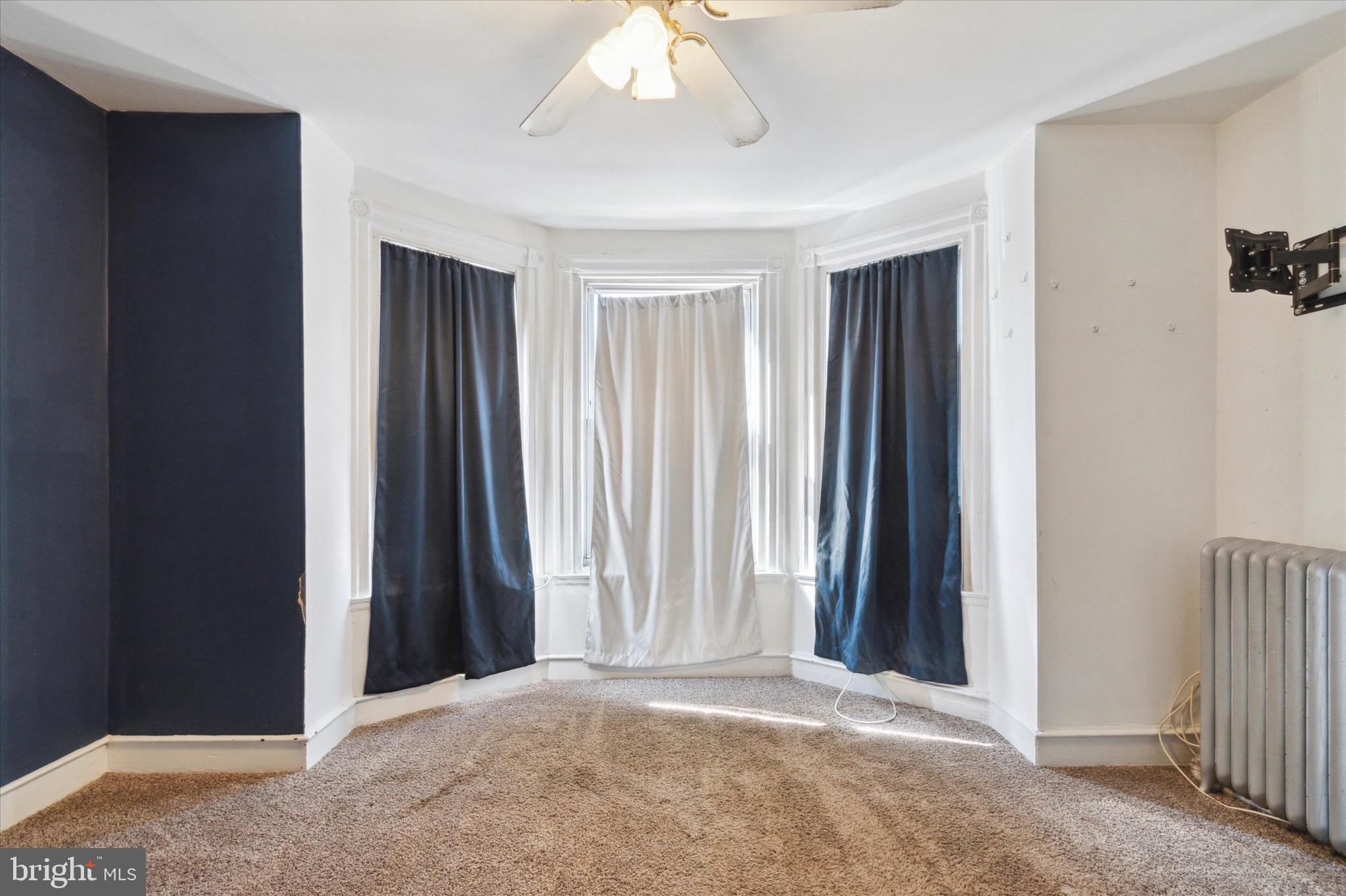 FERN ROCK - Residential Lease