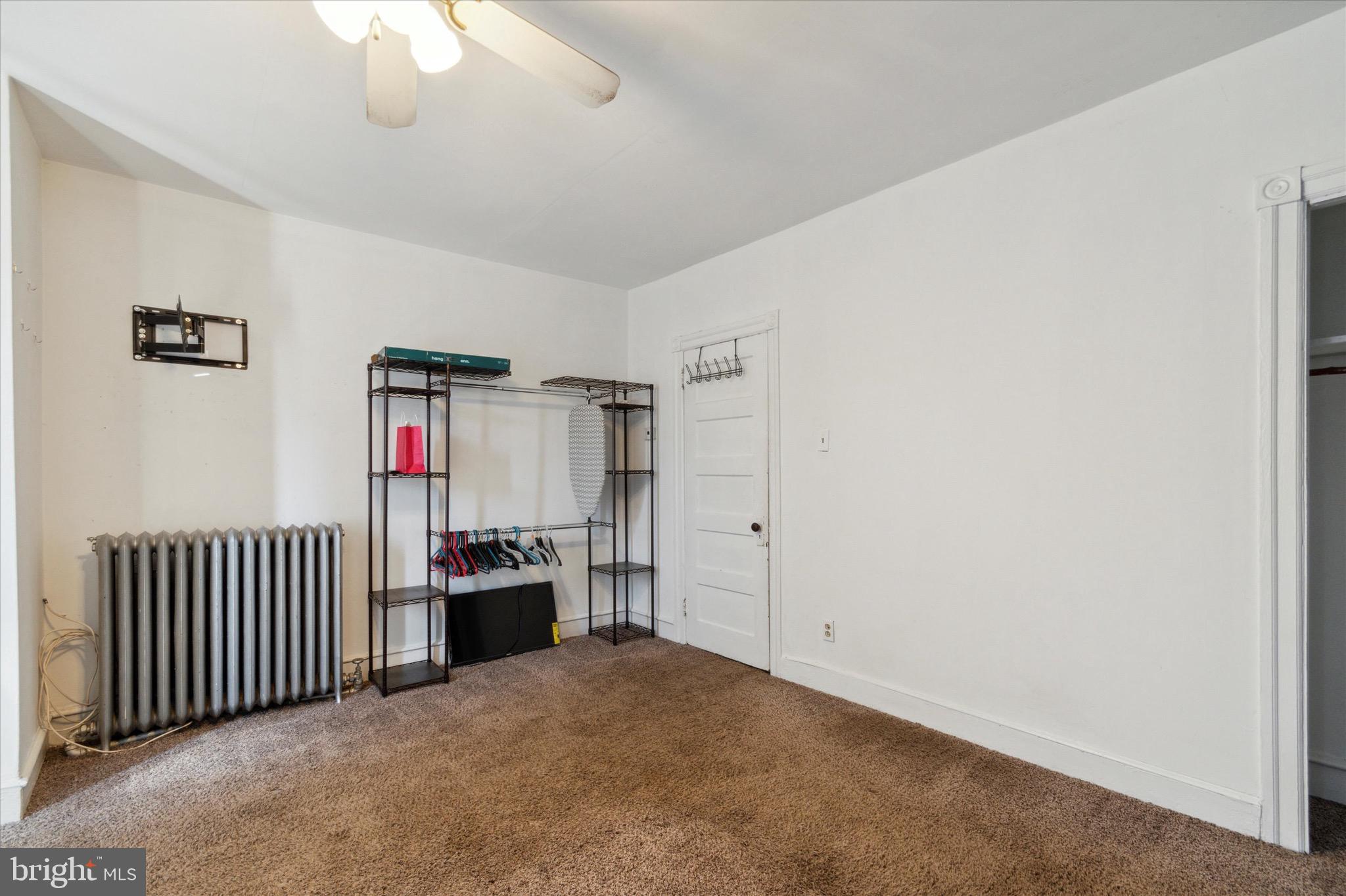 FERN ROCK - Residential Lease