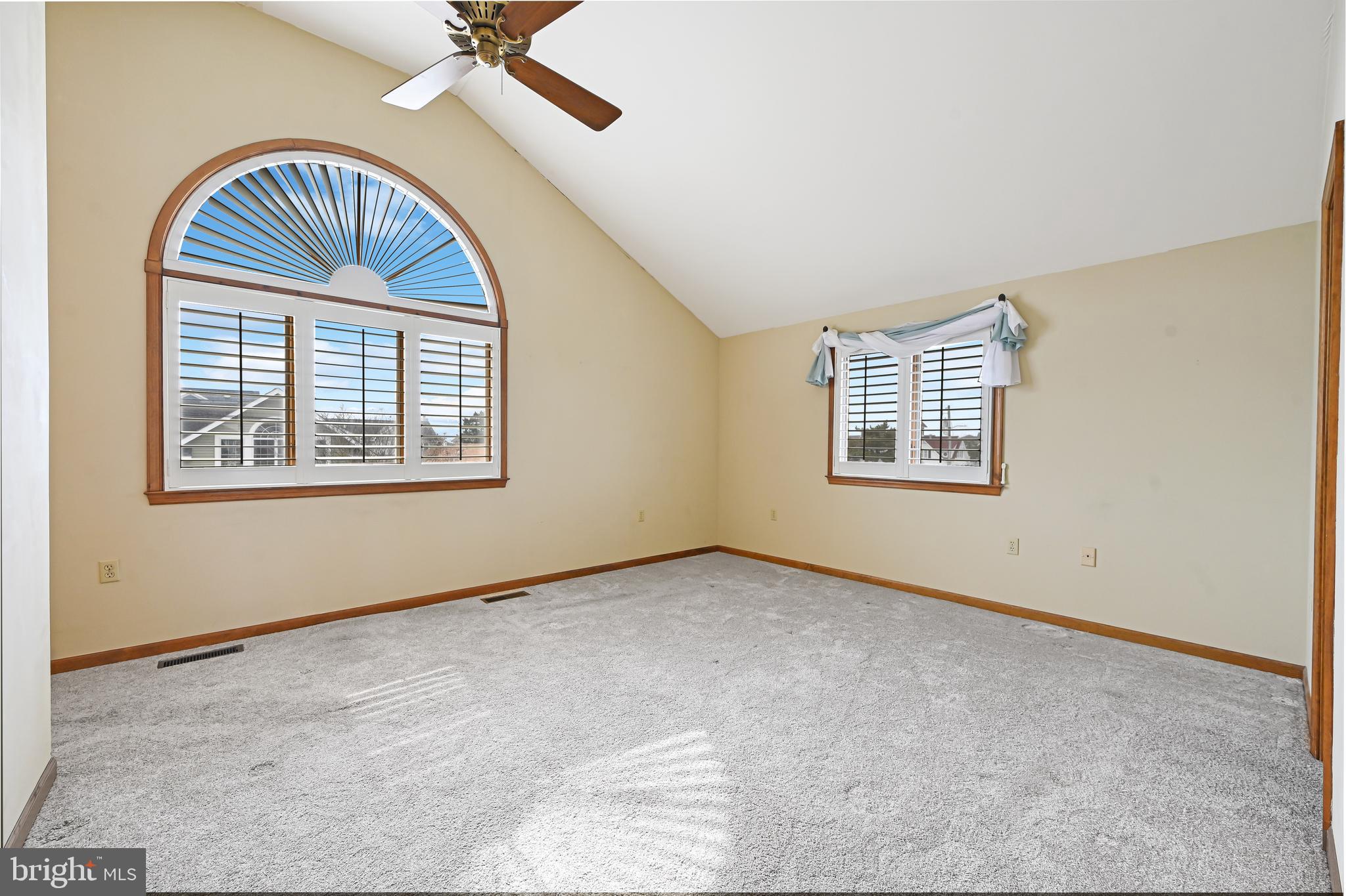 CAINE KEYS II - Residential