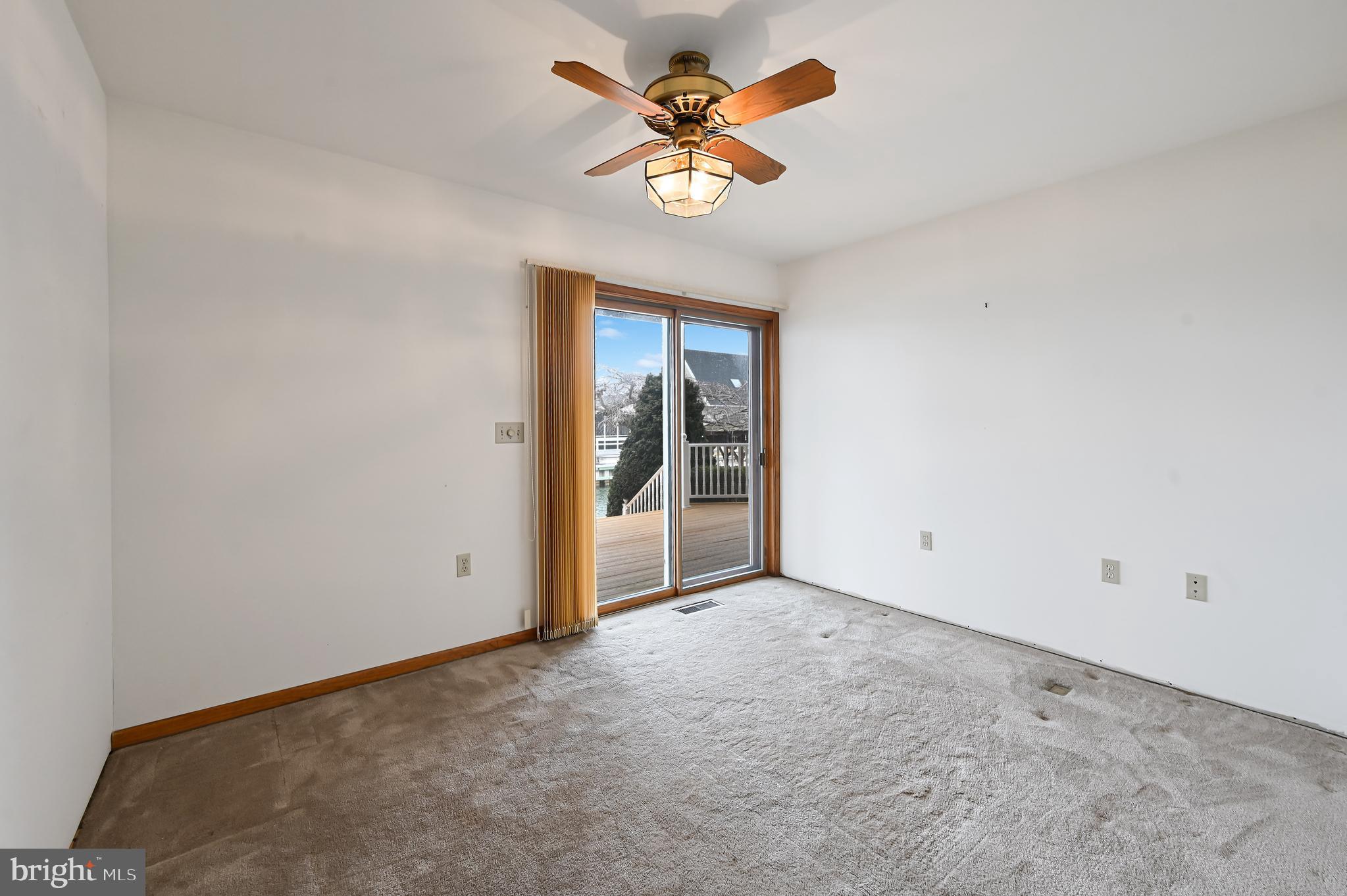 CAINE KEYS II - Residential