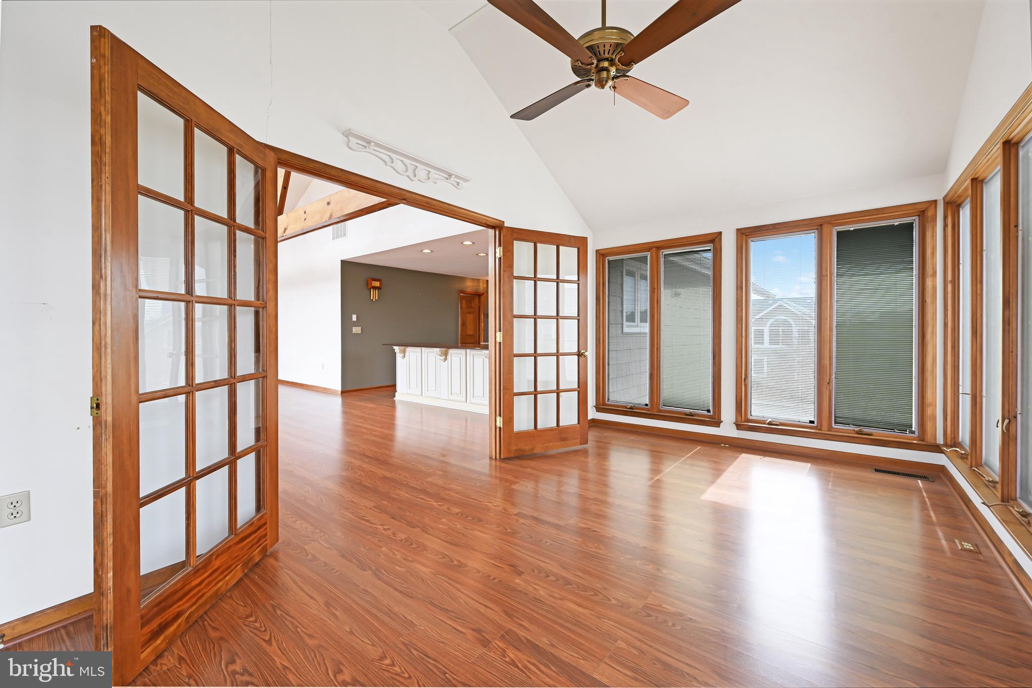 CAINE KEYS II - Residential