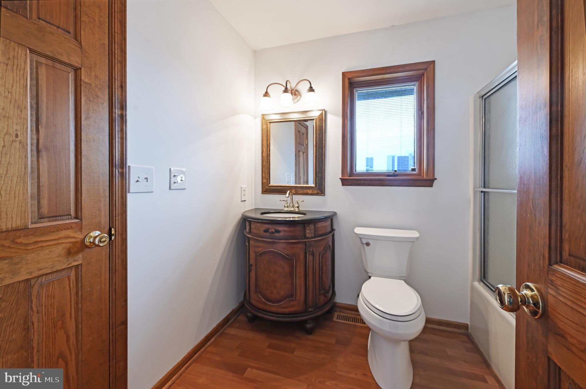 CAINE KEYS II - Residential