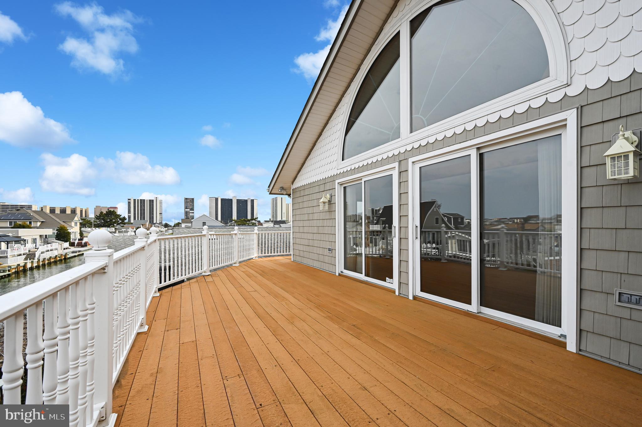 CAINE KEYS II - Residential