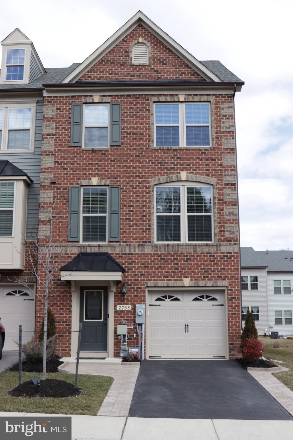 PARKSIDE - Residential