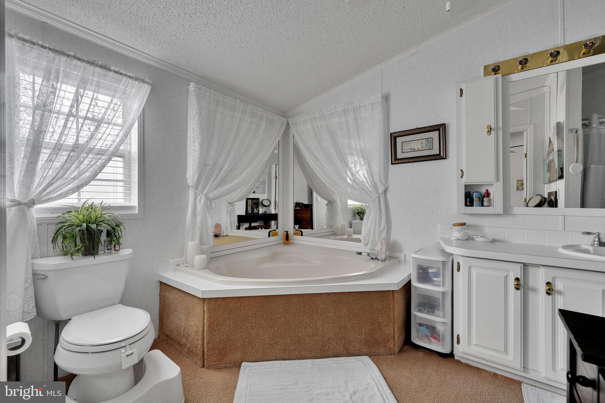 WEST BAY PARK - Residential