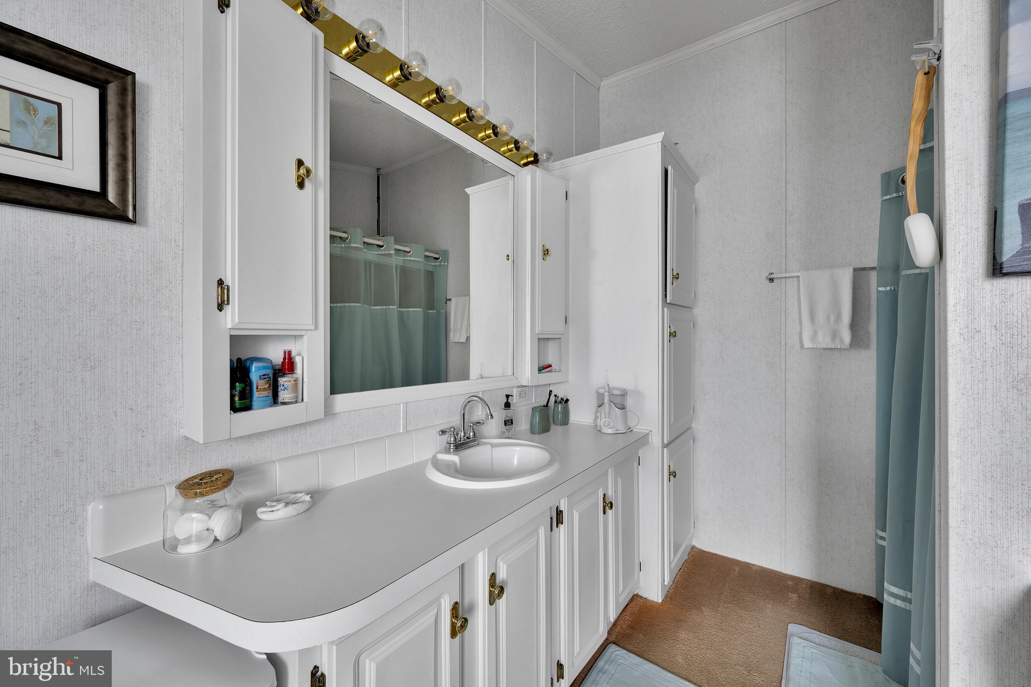 WEST BAY PARK - Residential