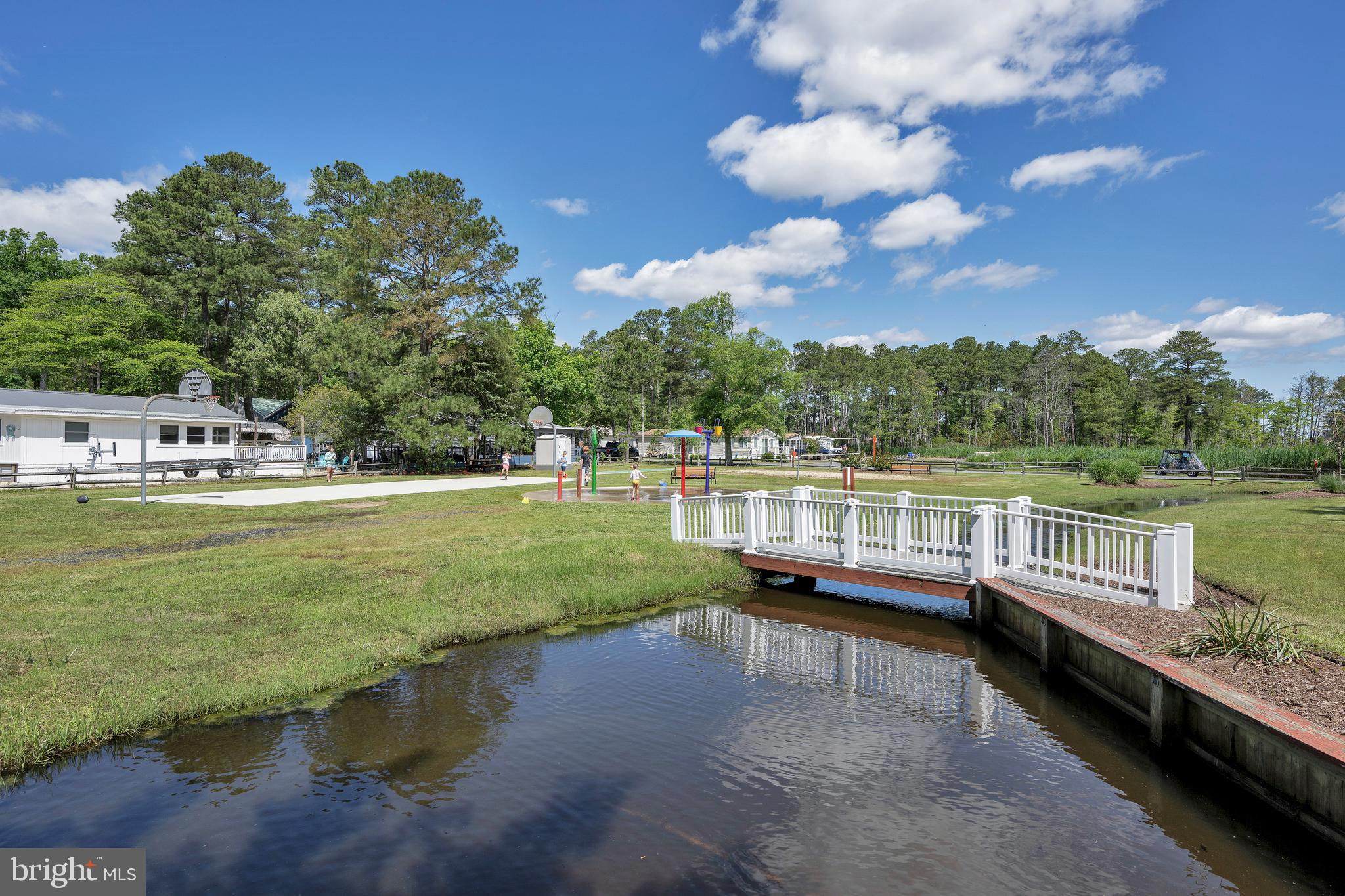 WEST BAY PARK - Residential