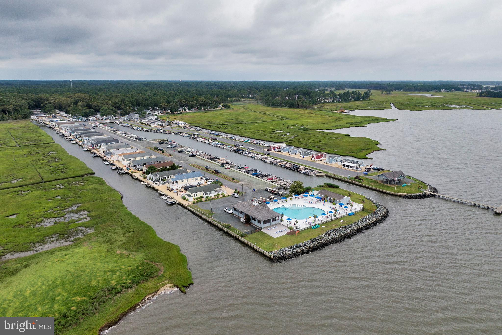 WEST BAY PARK - Residential